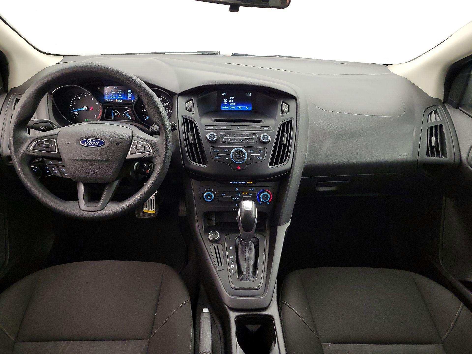 Thumbnail: 2015 Ford Focus - 9