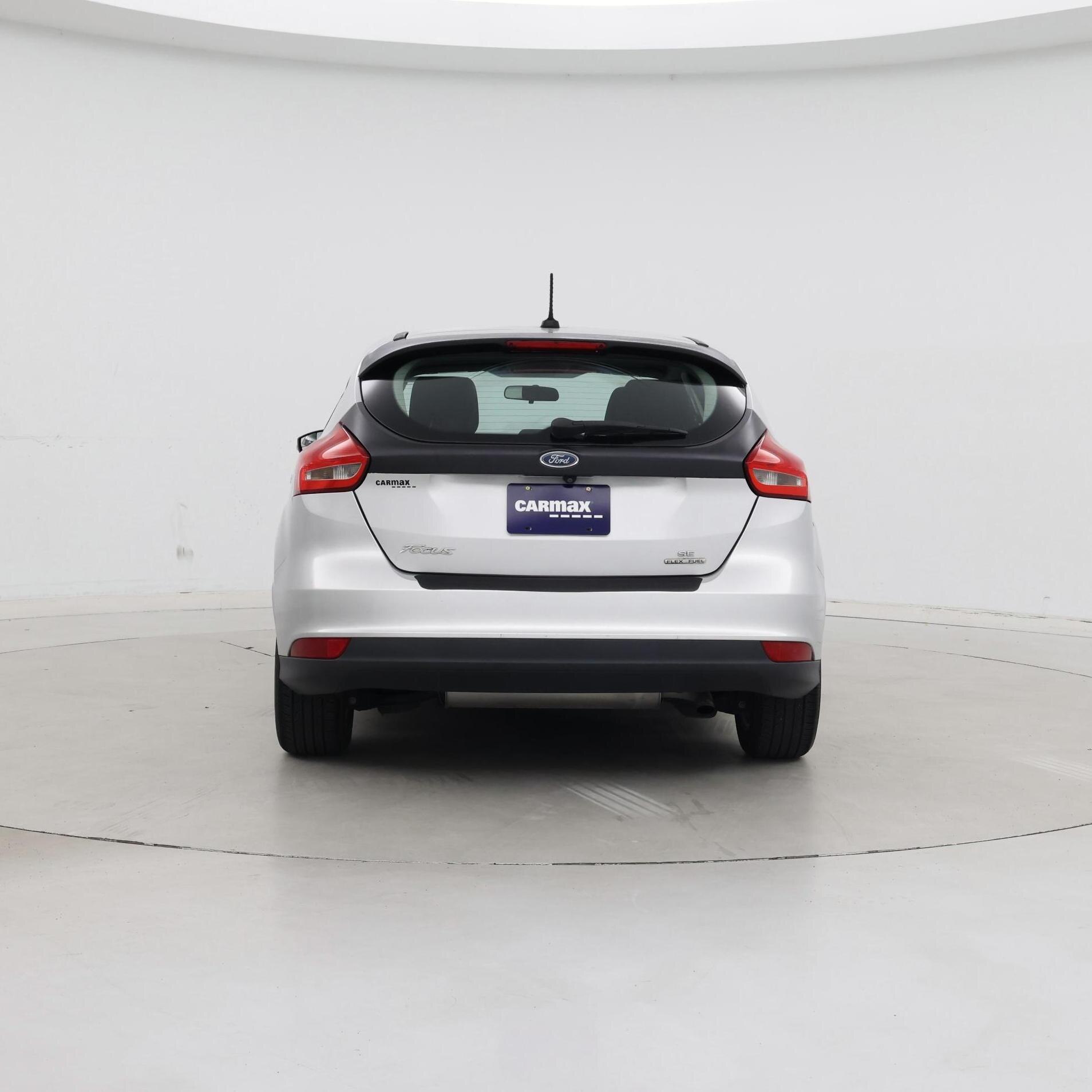 Thumbnail: 2015 Ford Focus - 6