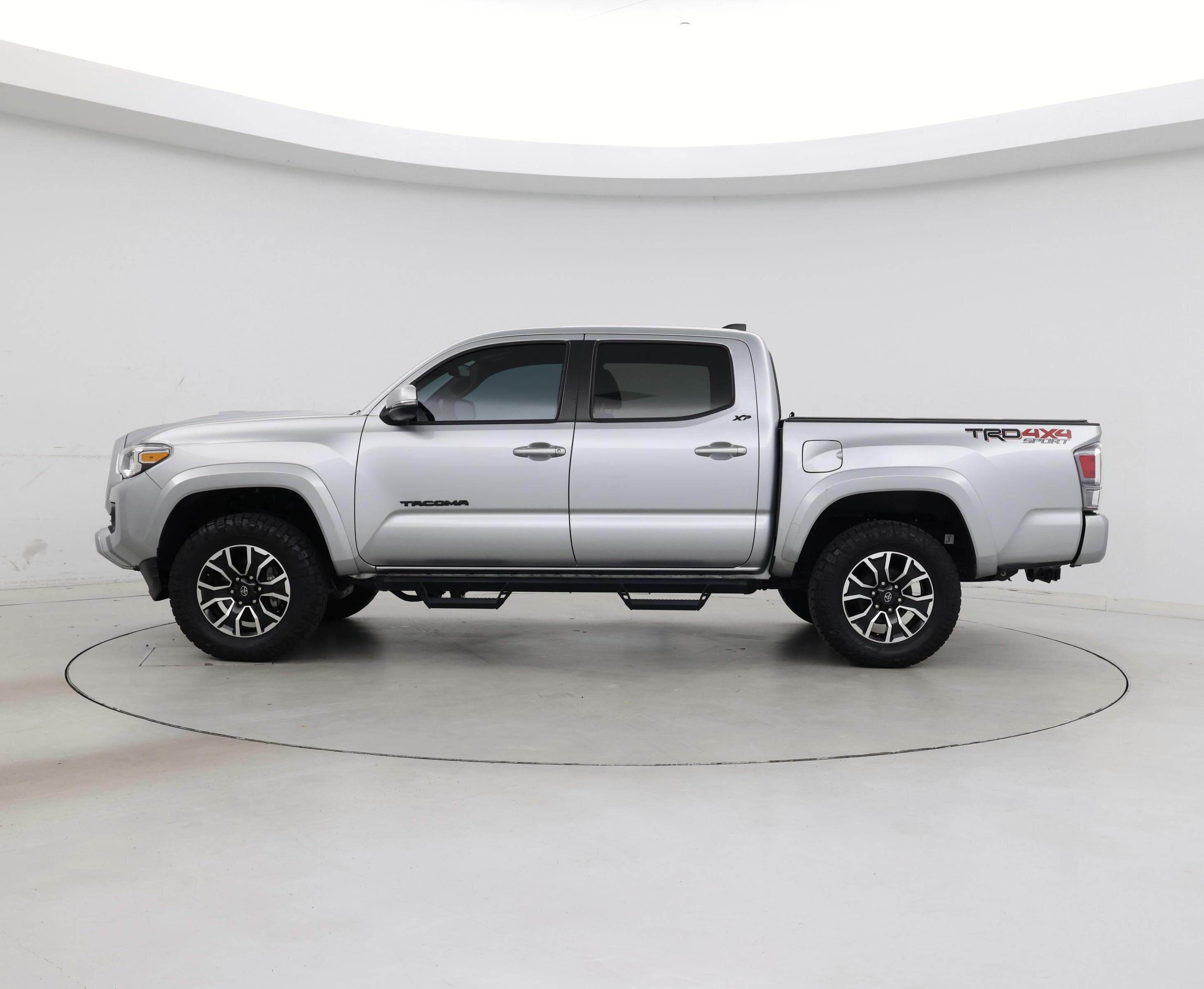 Thumbnail: 2023 Toyota Tacoma - 3