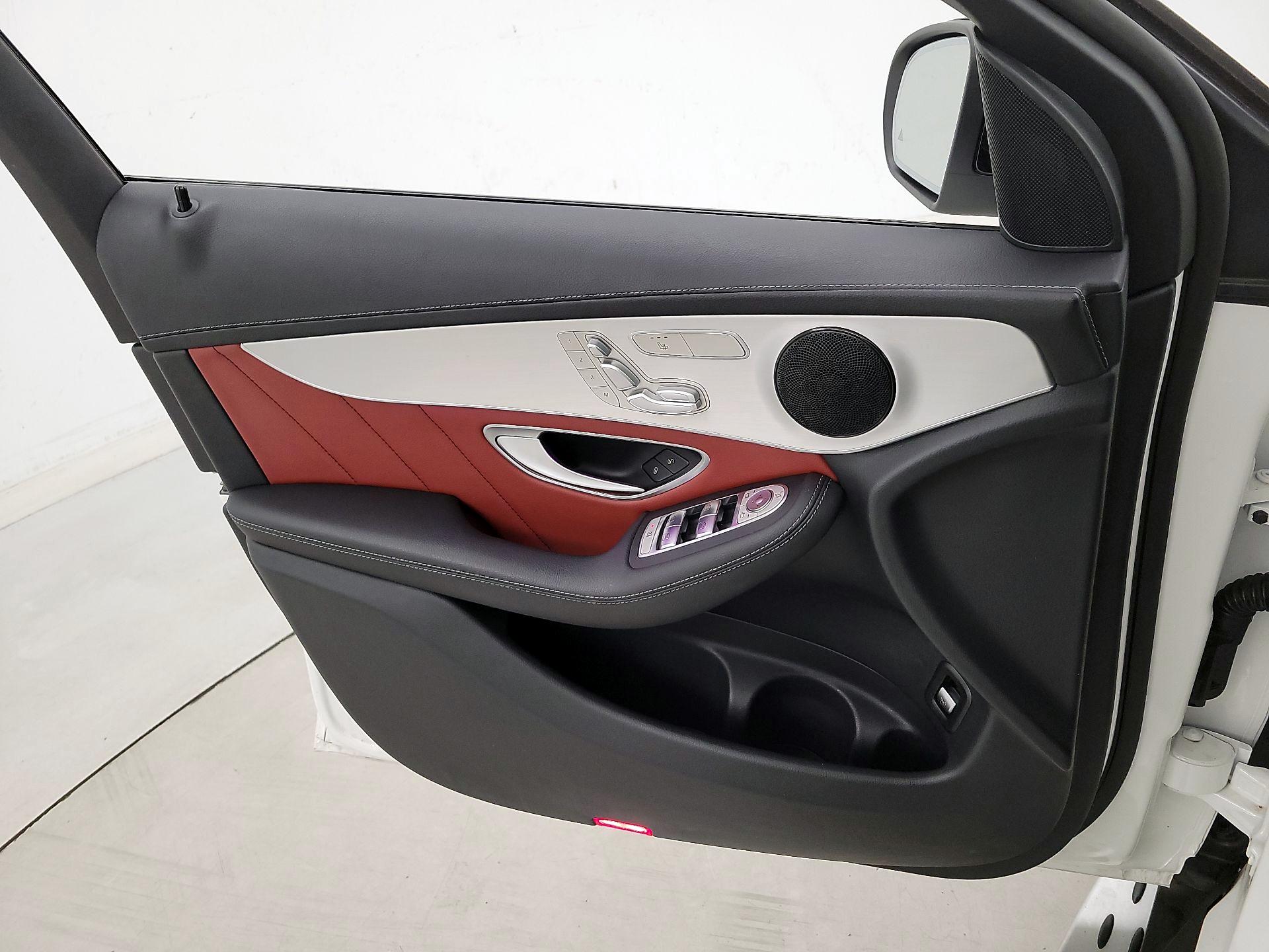 Thumbnail: 2022 Mercedes-Benz GLC - 12