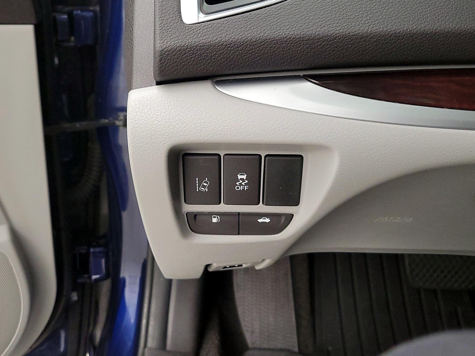 Thumbnail: 2016 Acura TLX - 13