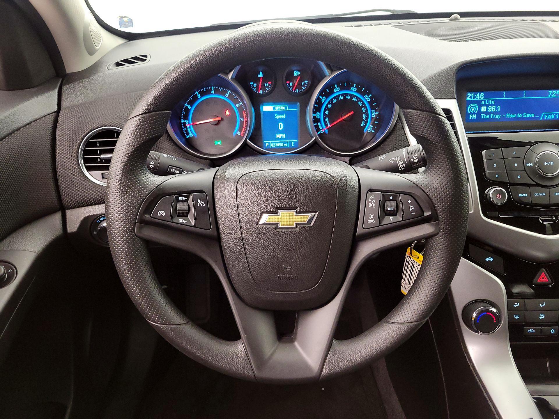 Thumbnail: 2015 Chevrolet Cruze - 10