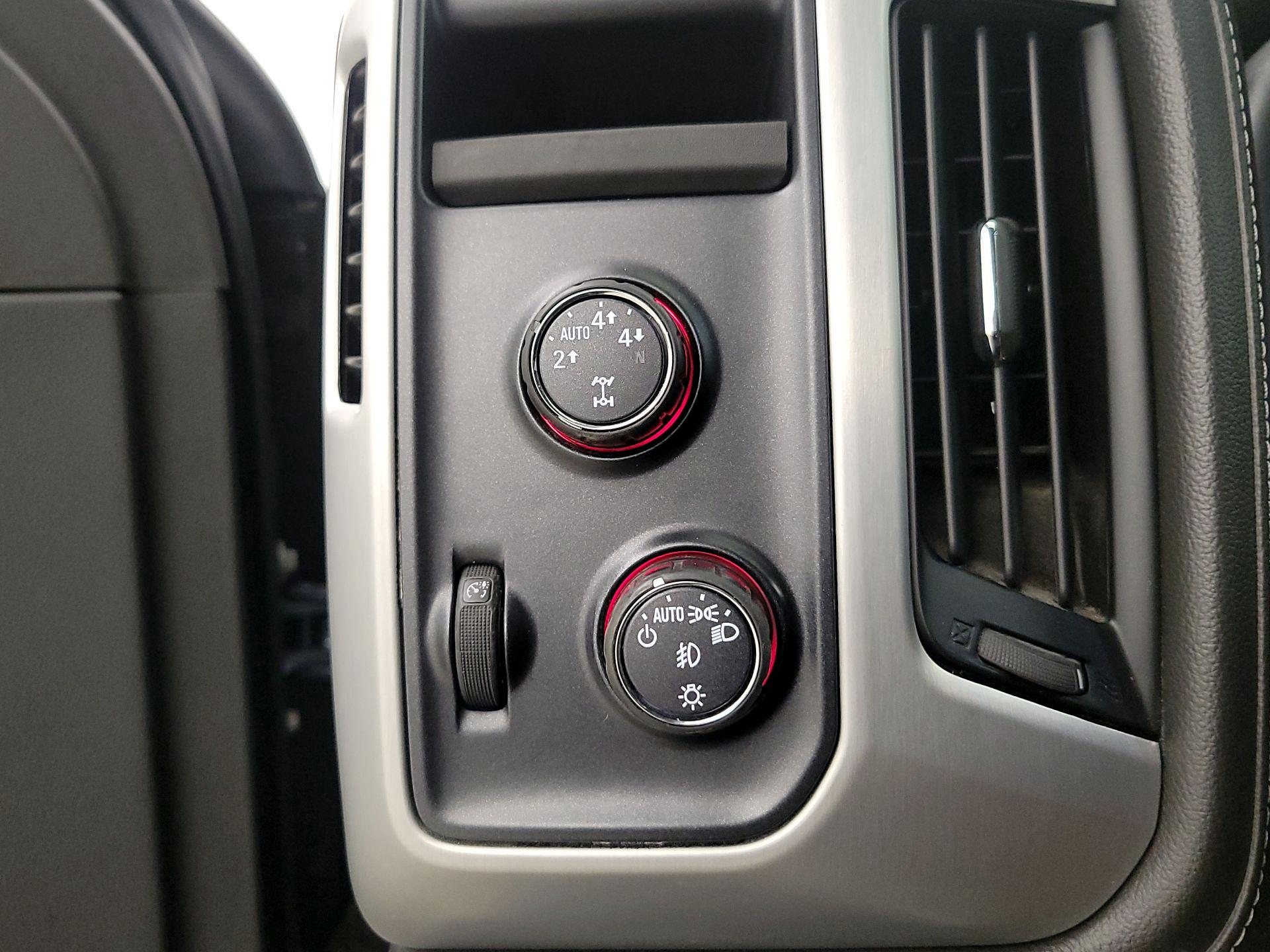 Thumbnail: 2015 GMC Sierra 1500 - 13