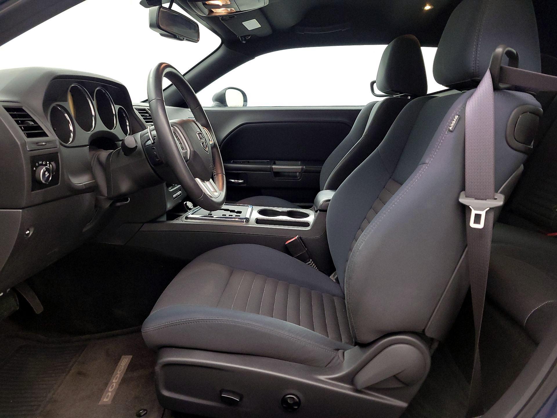Thumbnail: 2014 Dodge Challenger - 11