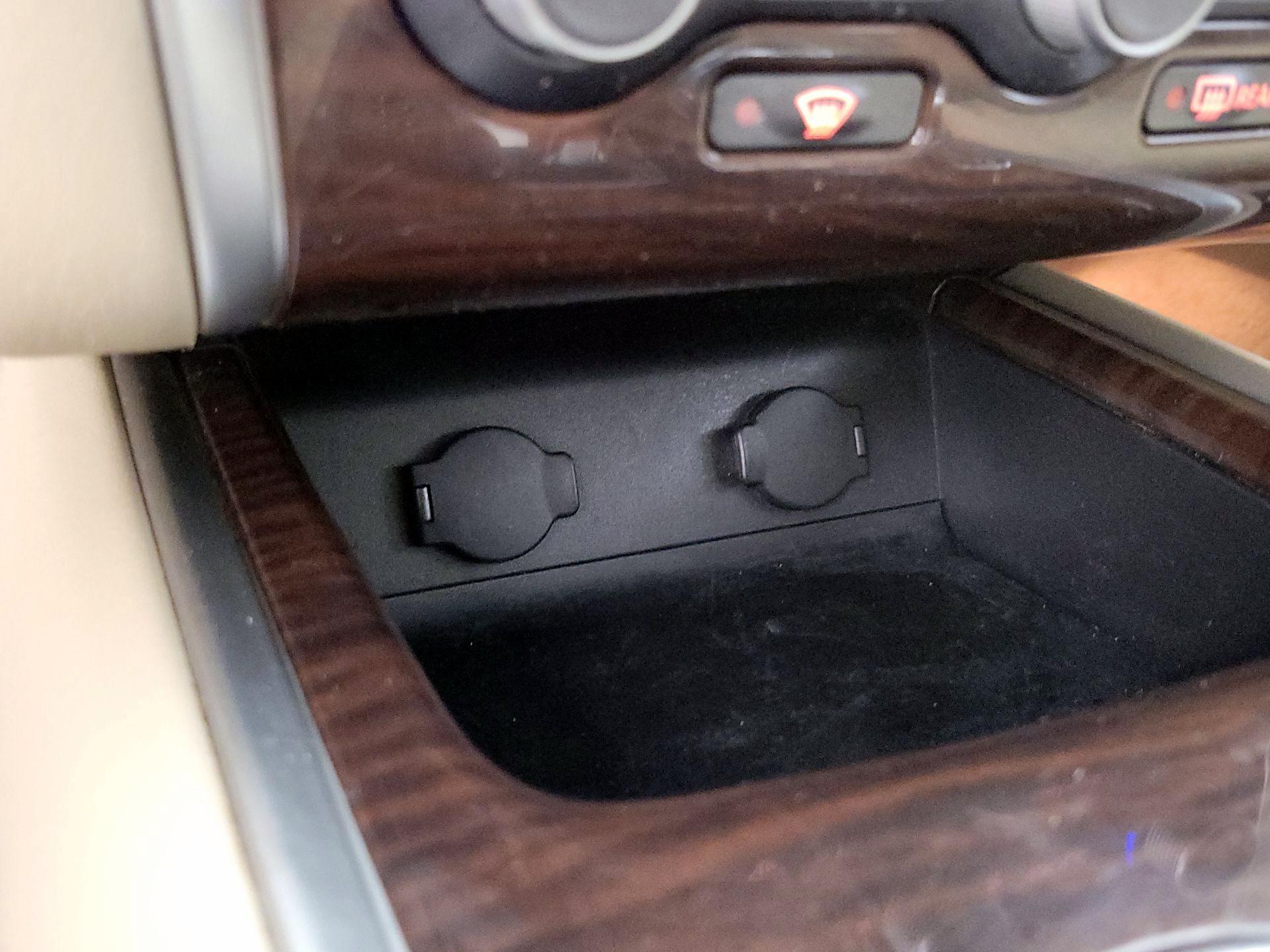 Thumbnail: 2015 Nissan Pathfinder - 19