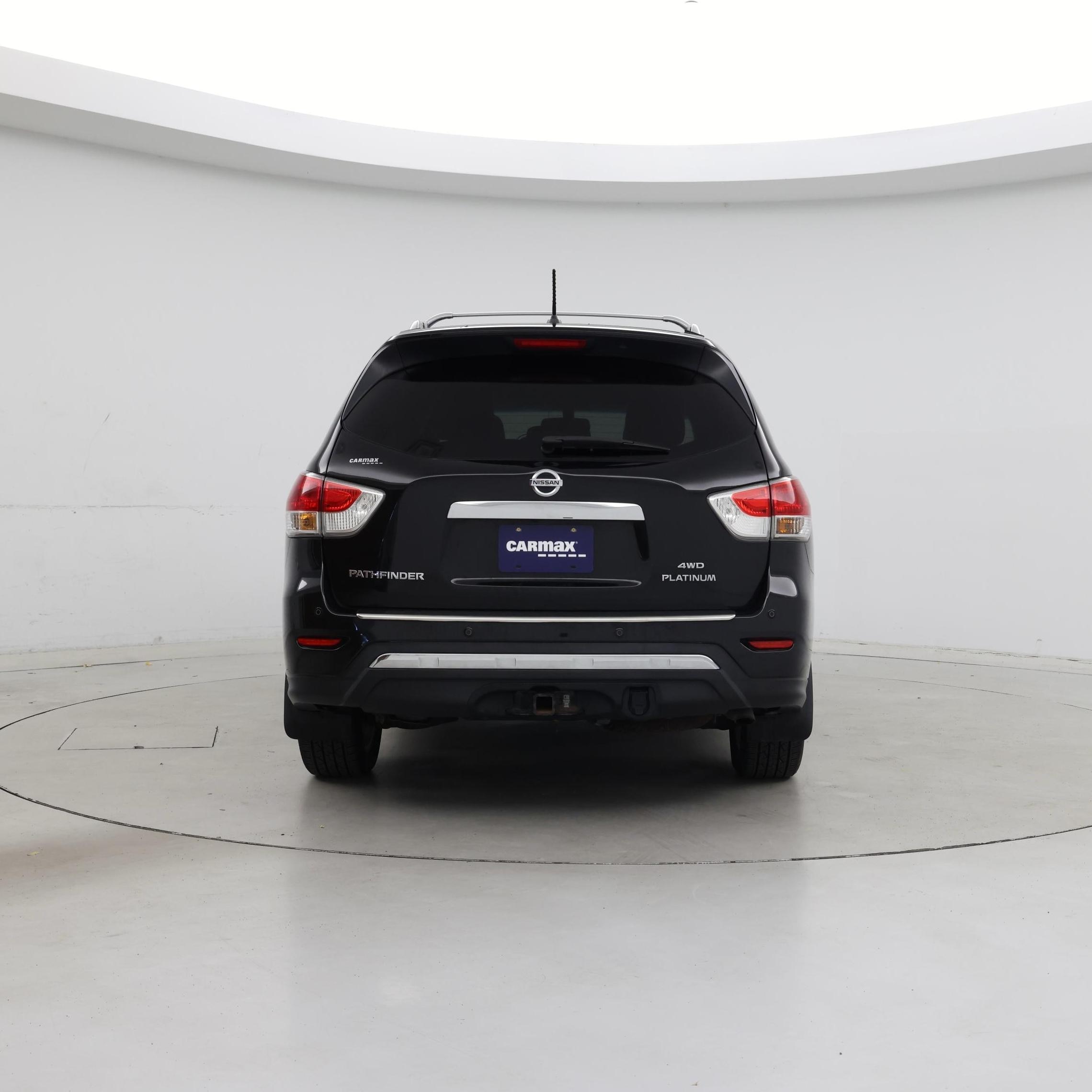 Thumbnail: 2015 Nissan Pathfinder - 6