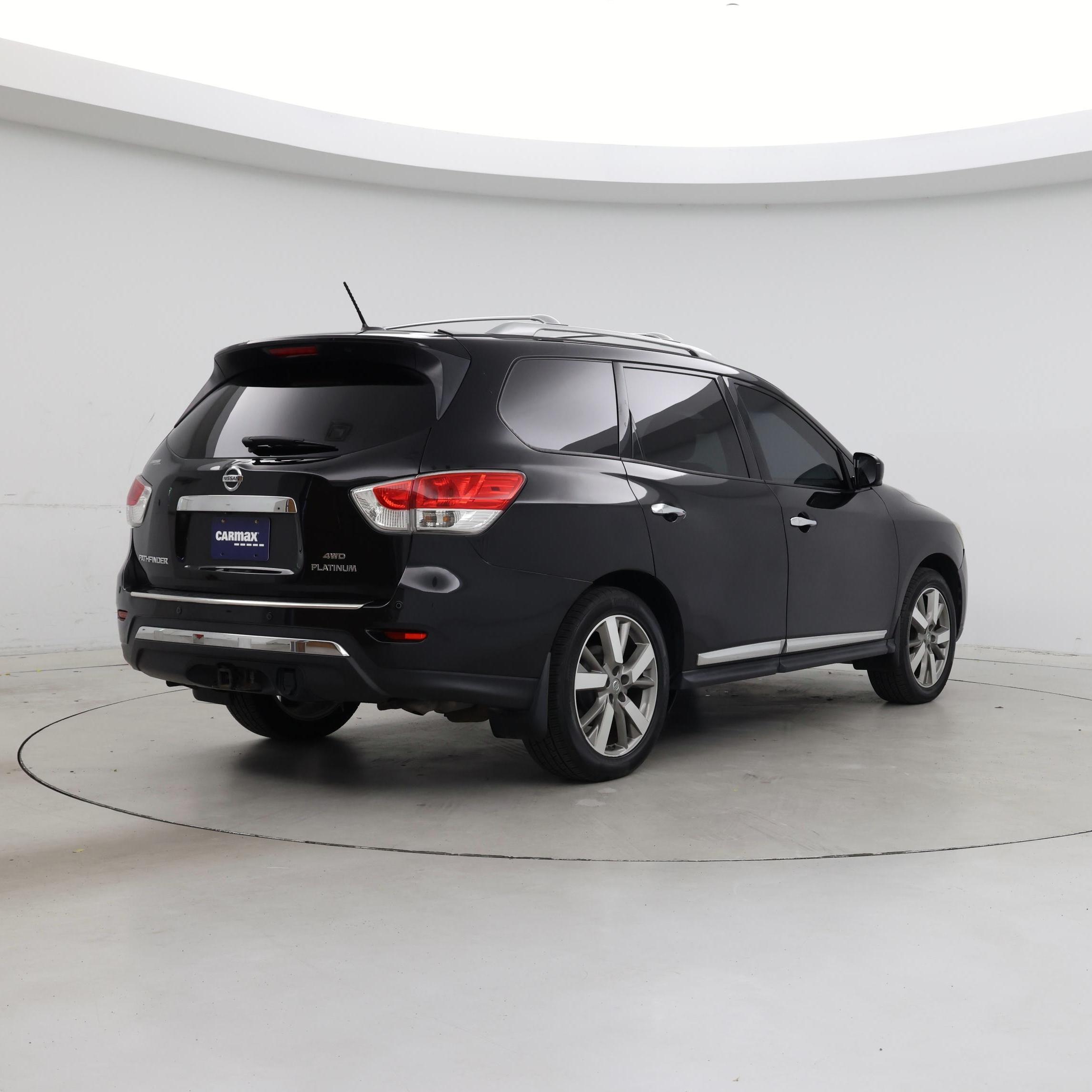Thumbnail: 2015 Nissan Pathfinder - 8
