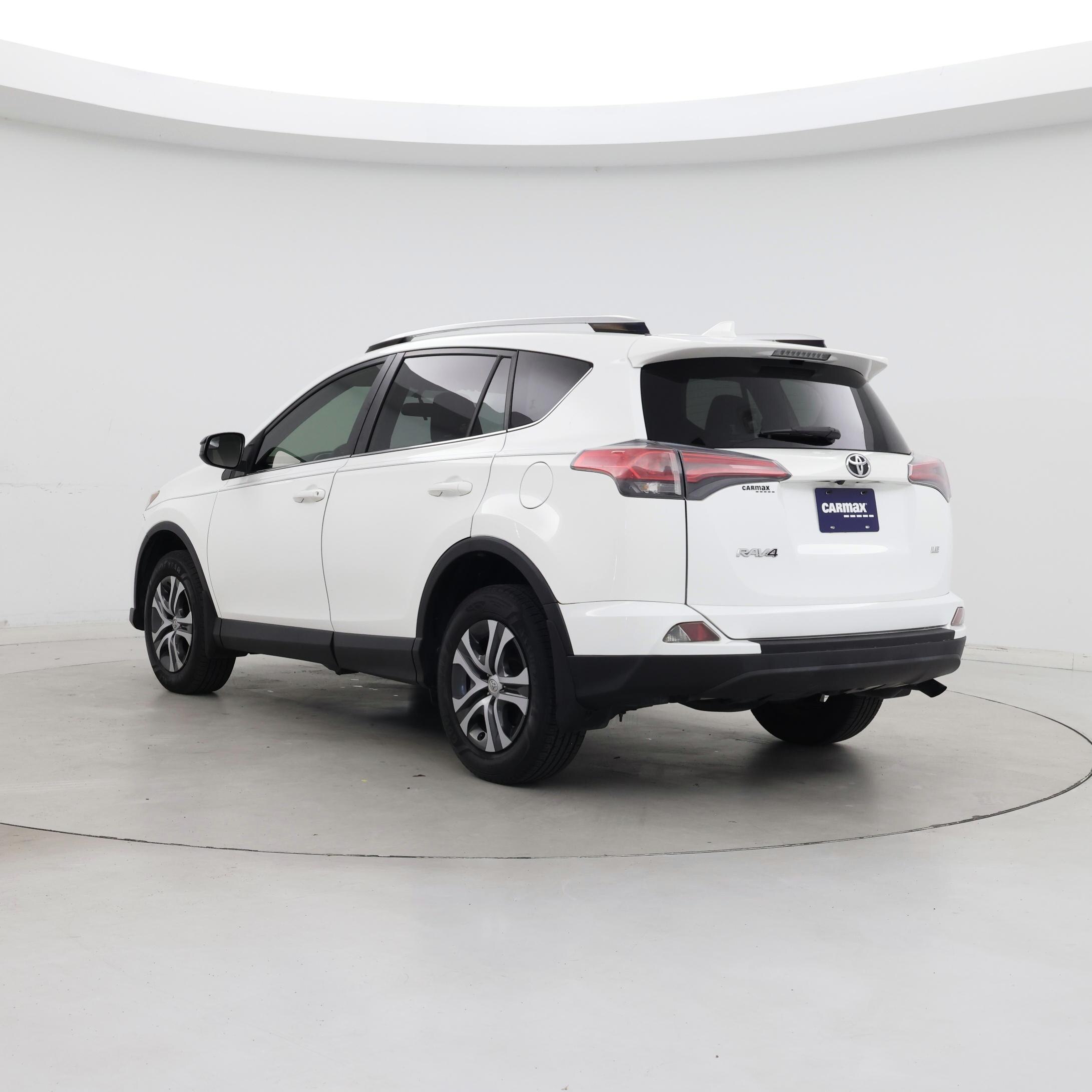 Thumbnail: 2016 Toyota RAV4 - 2