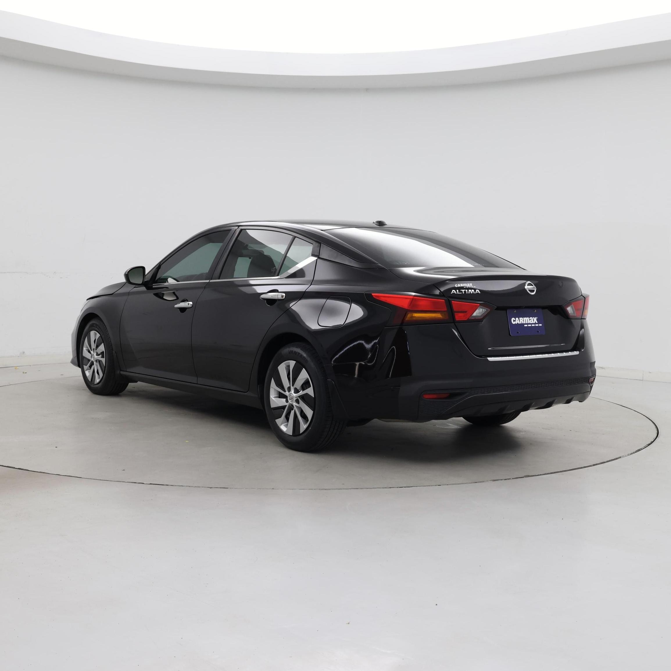Thumbnail: 2020 Nissan Altima - 2