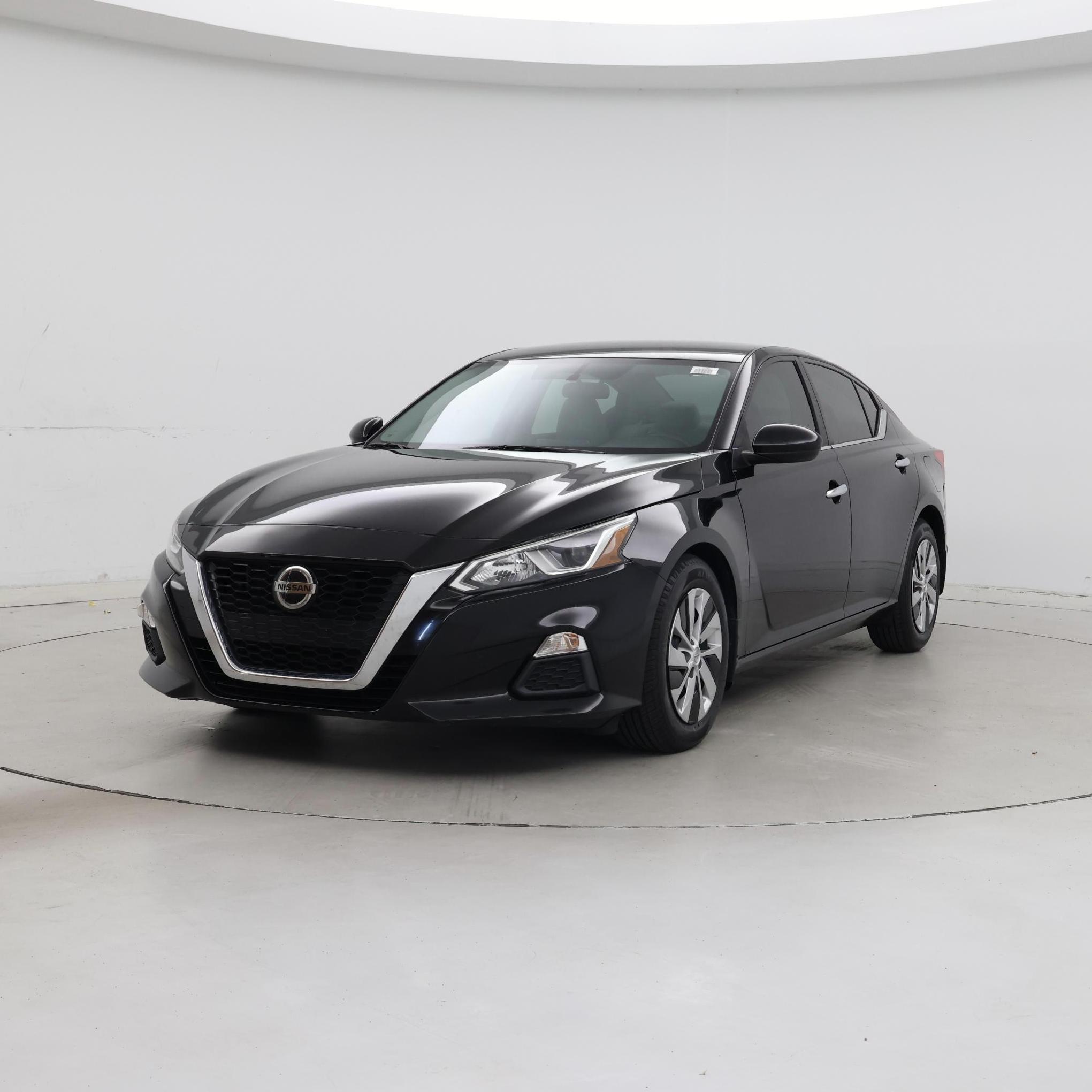 Thumbnail: 2020 Nissan Altima - 4