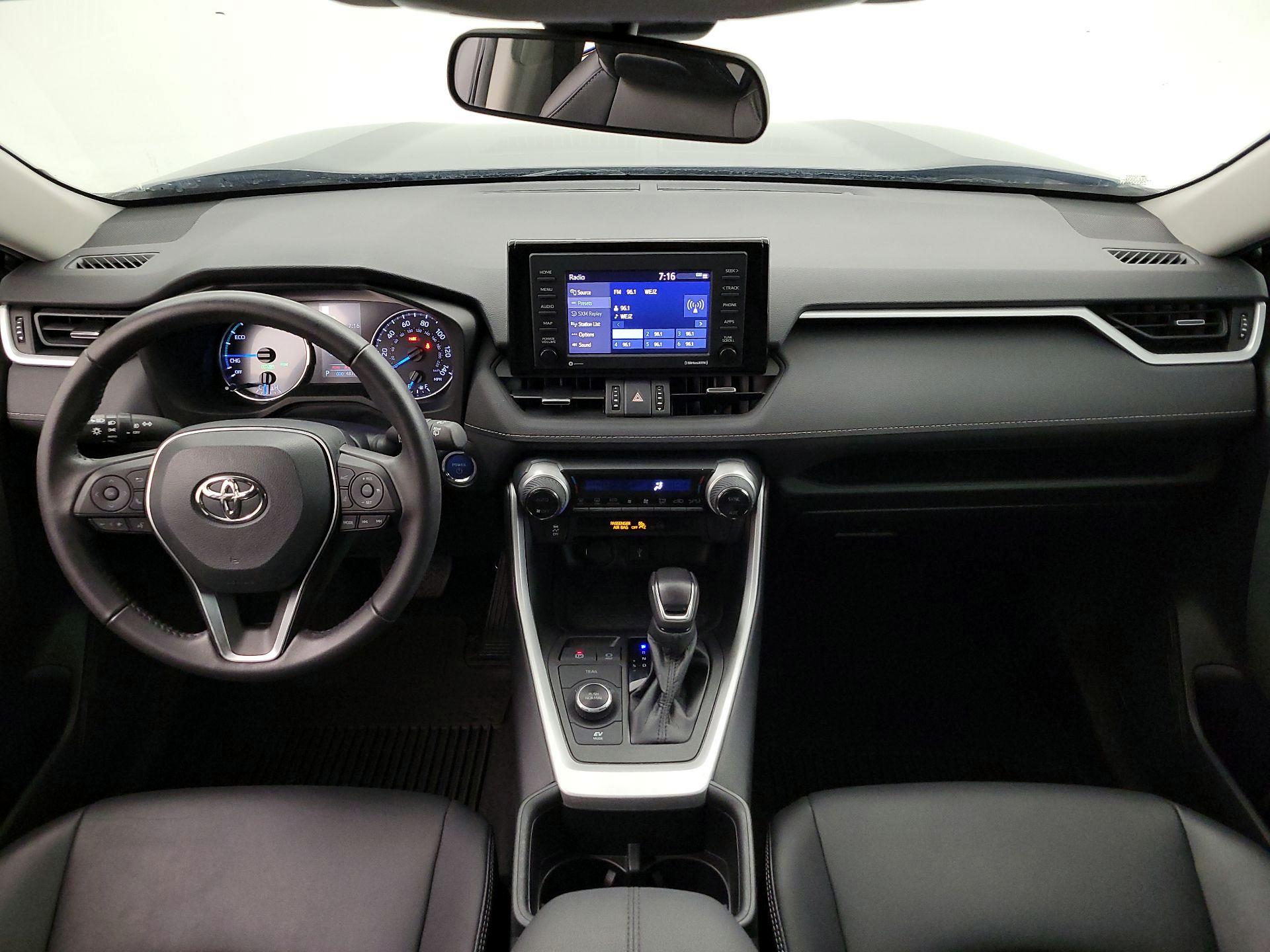 Thumbnail: 2022 Toyota RAV4 - 9