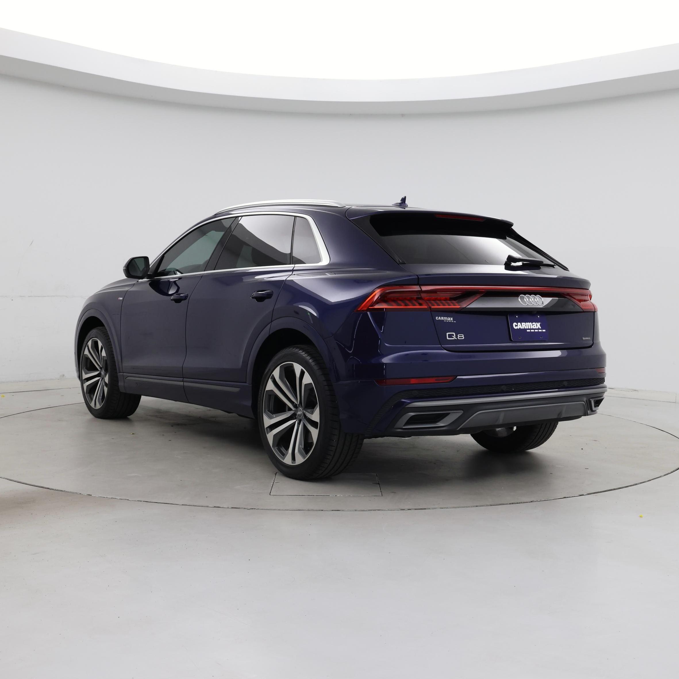 Thumbnail: 2020 Audi Q8 - 2