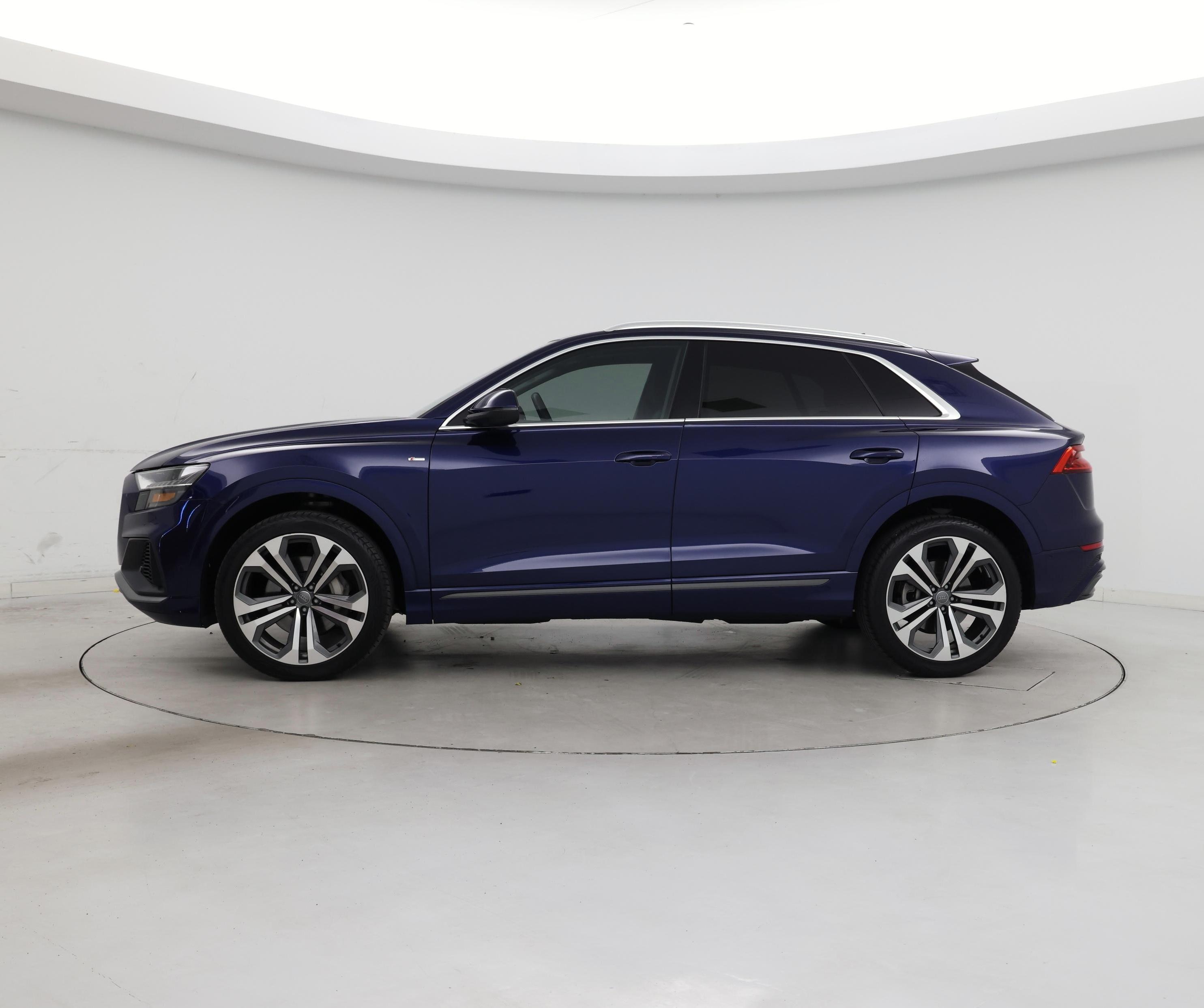 Thumbnail: 2020 Audi Q8 - 3
