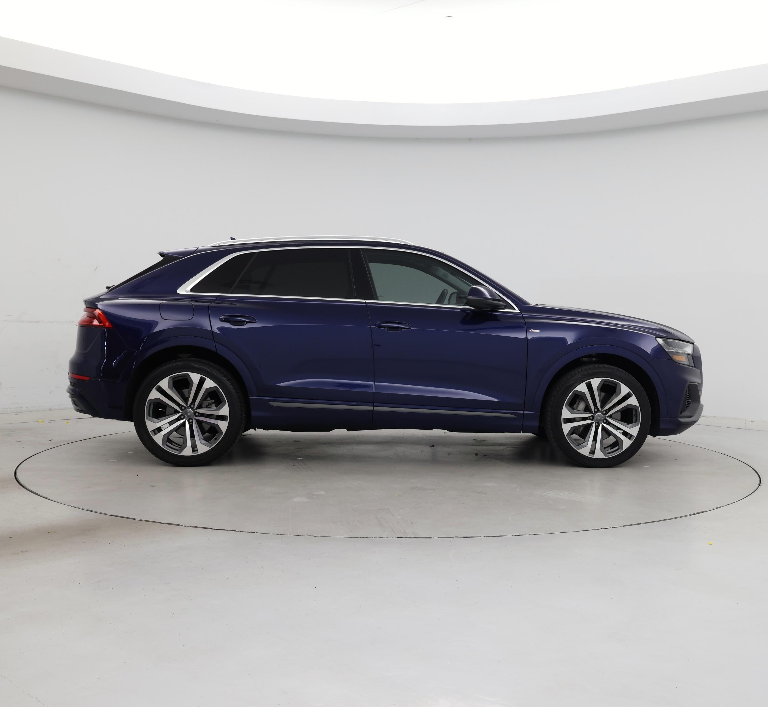 Thumbnail: 2020 Audi Q8 - 7