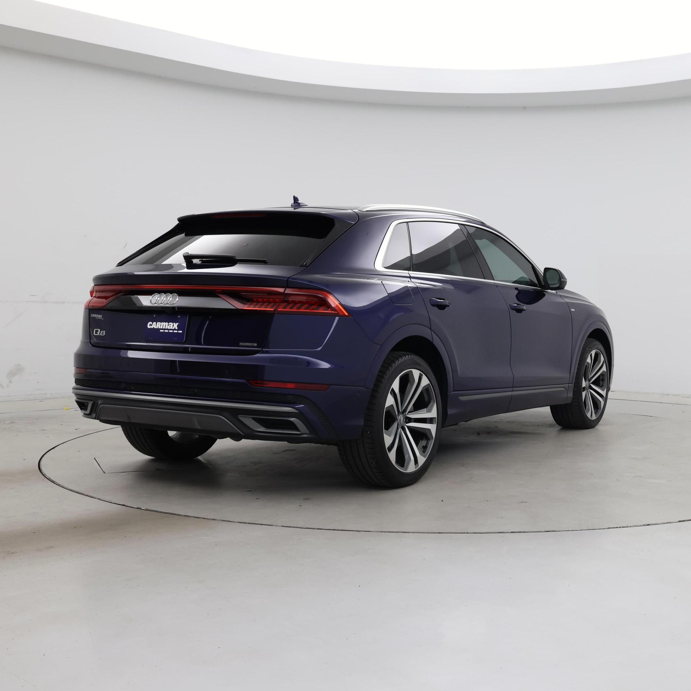 Thumbnail: 2020 Audi Q8 - 8
