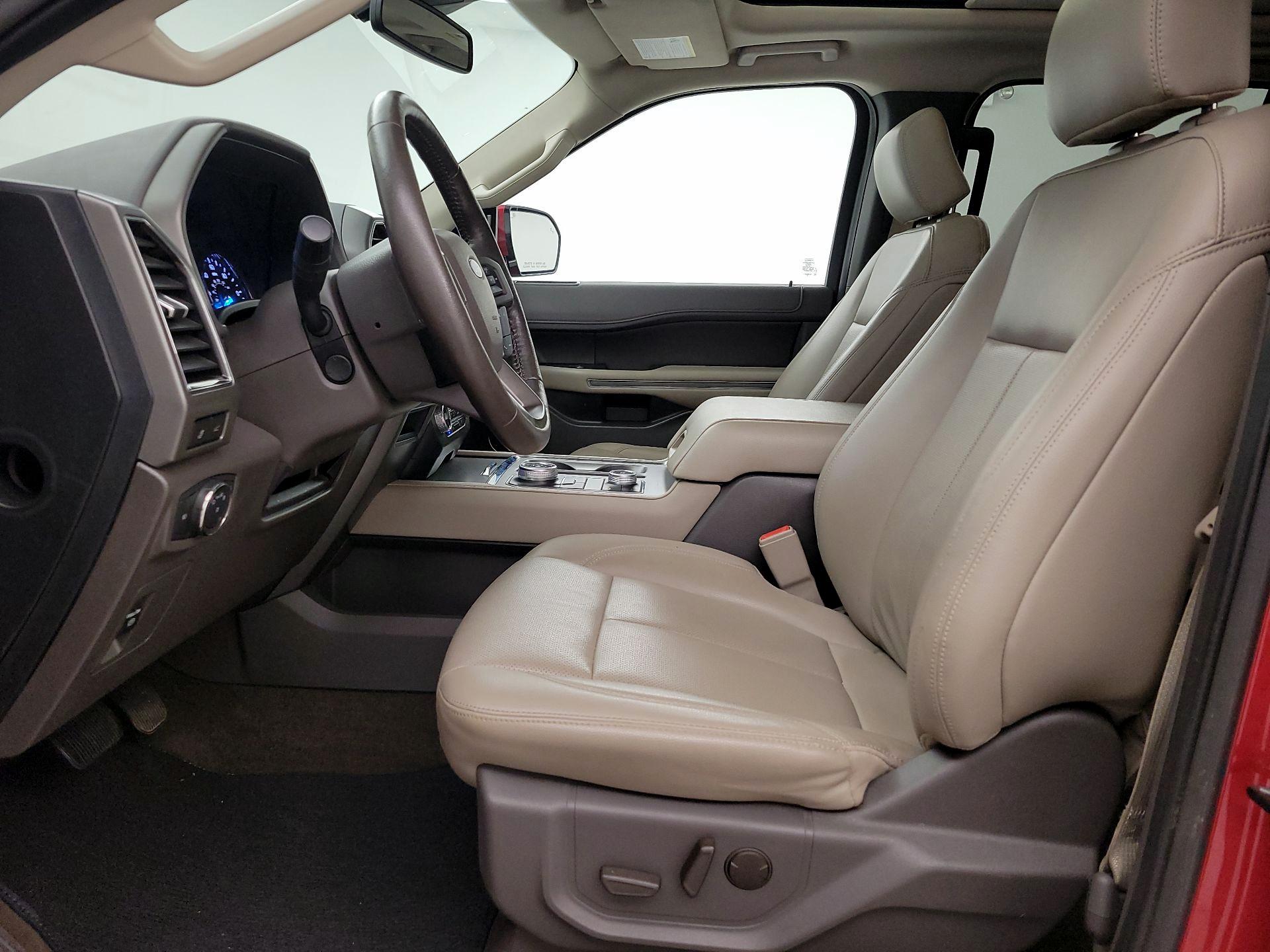 Thumbnail: 2020 Ford Expedition - 11