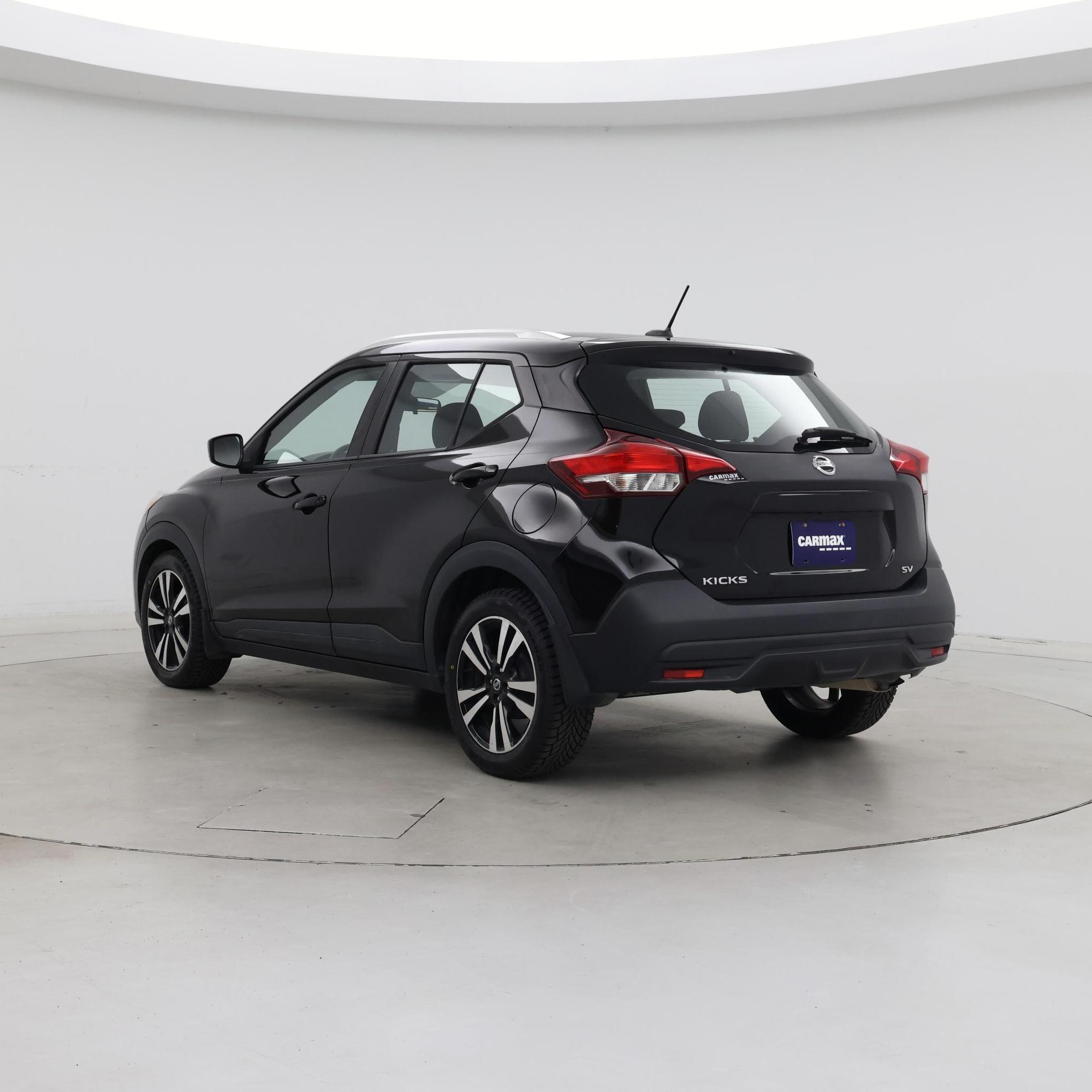 Thumbnail: 2018 Nissan Kicks - 2