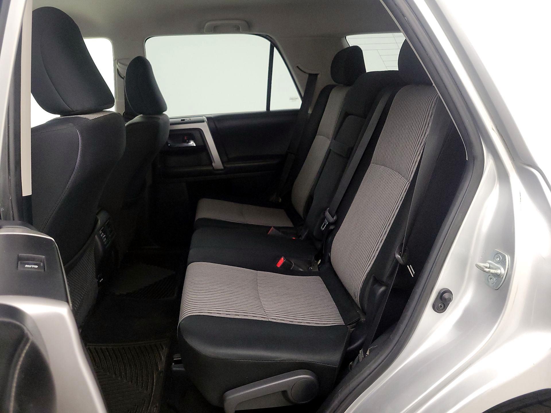 Thumbnail: 2015 Toyota 4Runner - 19