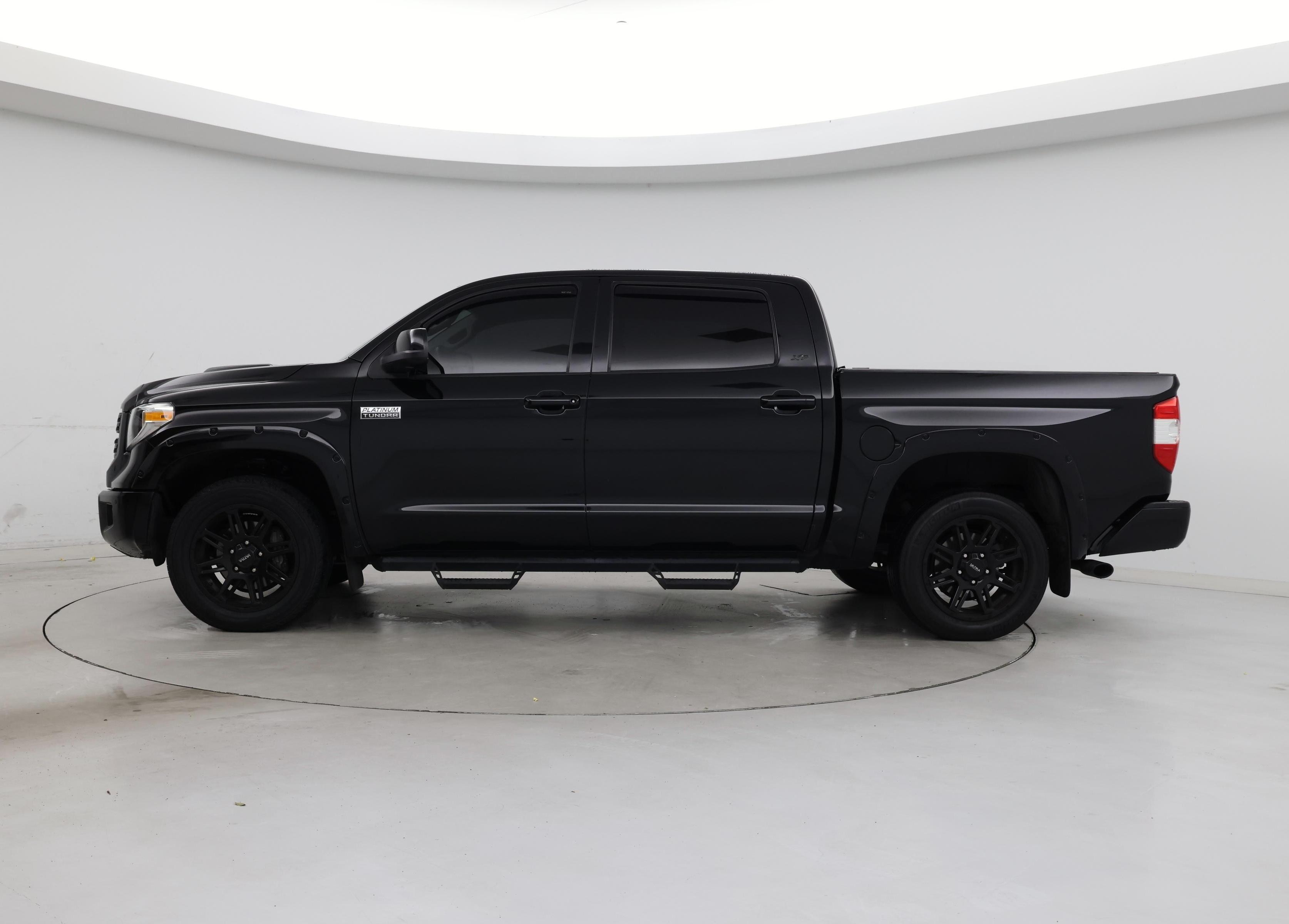 Thumbnail: 2019 Toyota Tundra - 3
