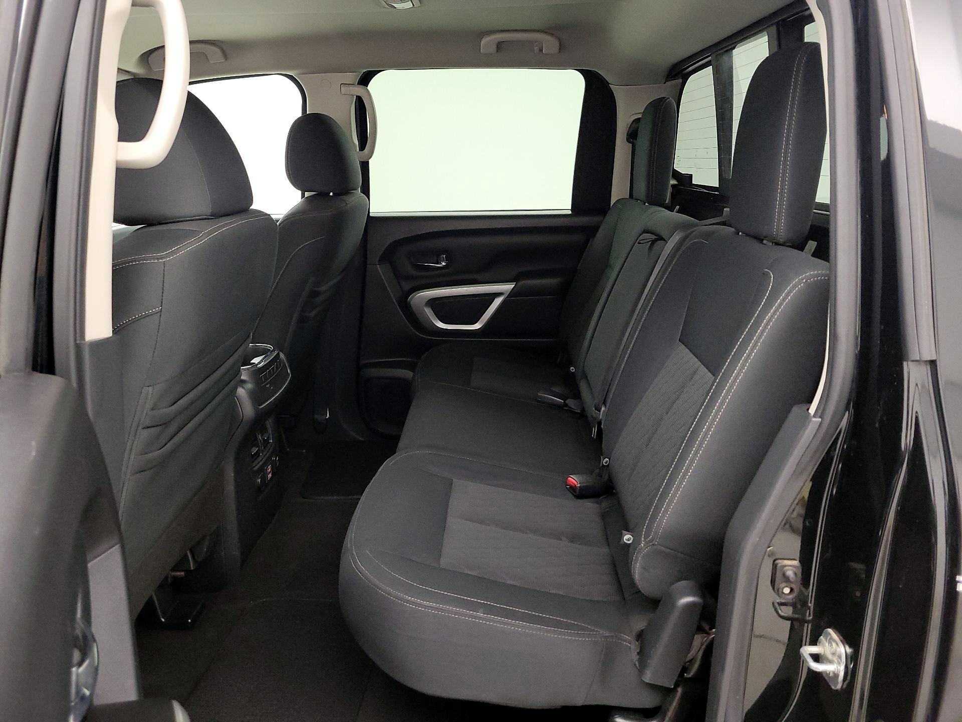 Thumbnail: 2019 Nissan Titan - 20