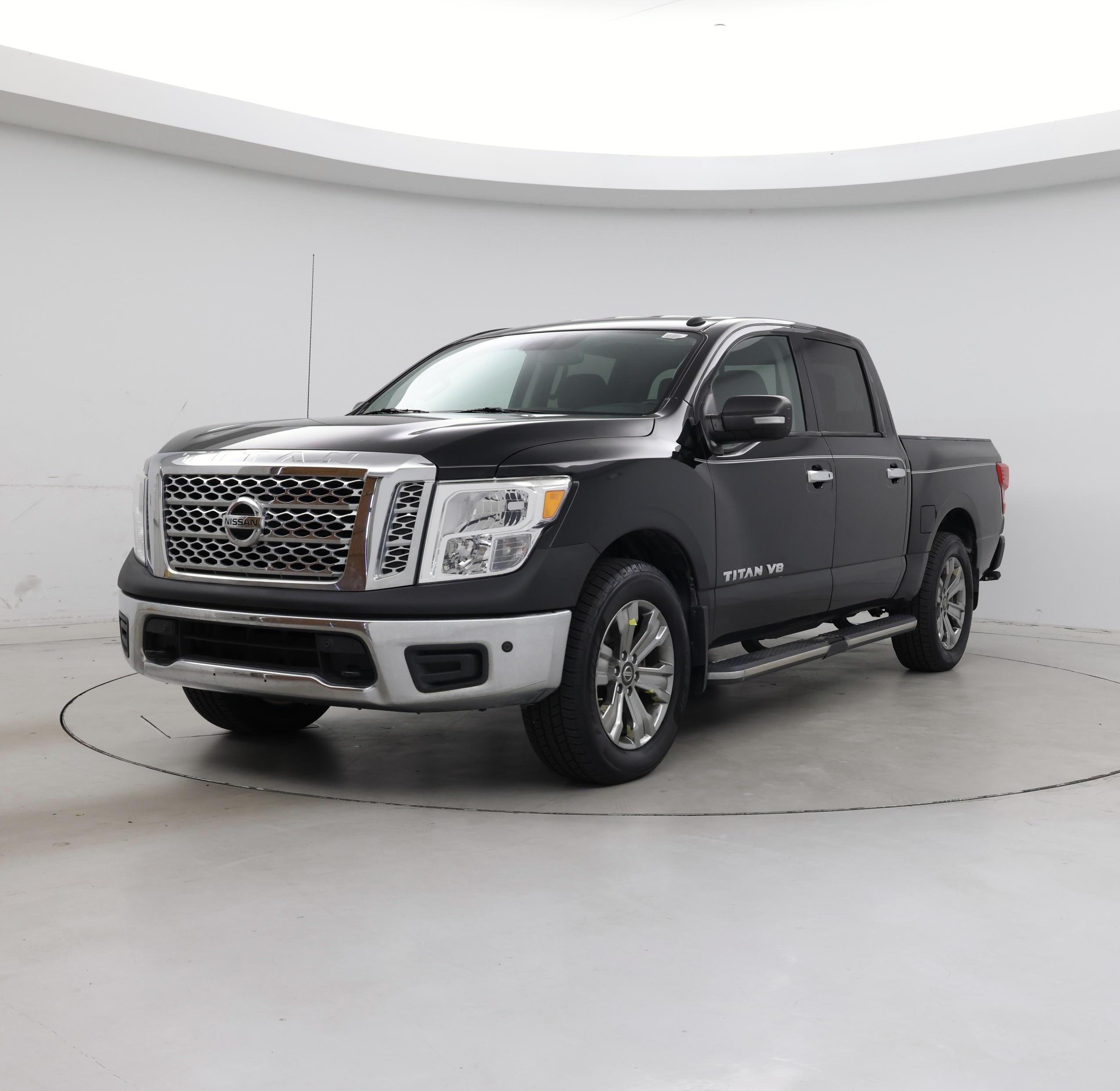 Thumbnail: 2019 Nissan Titan - 4