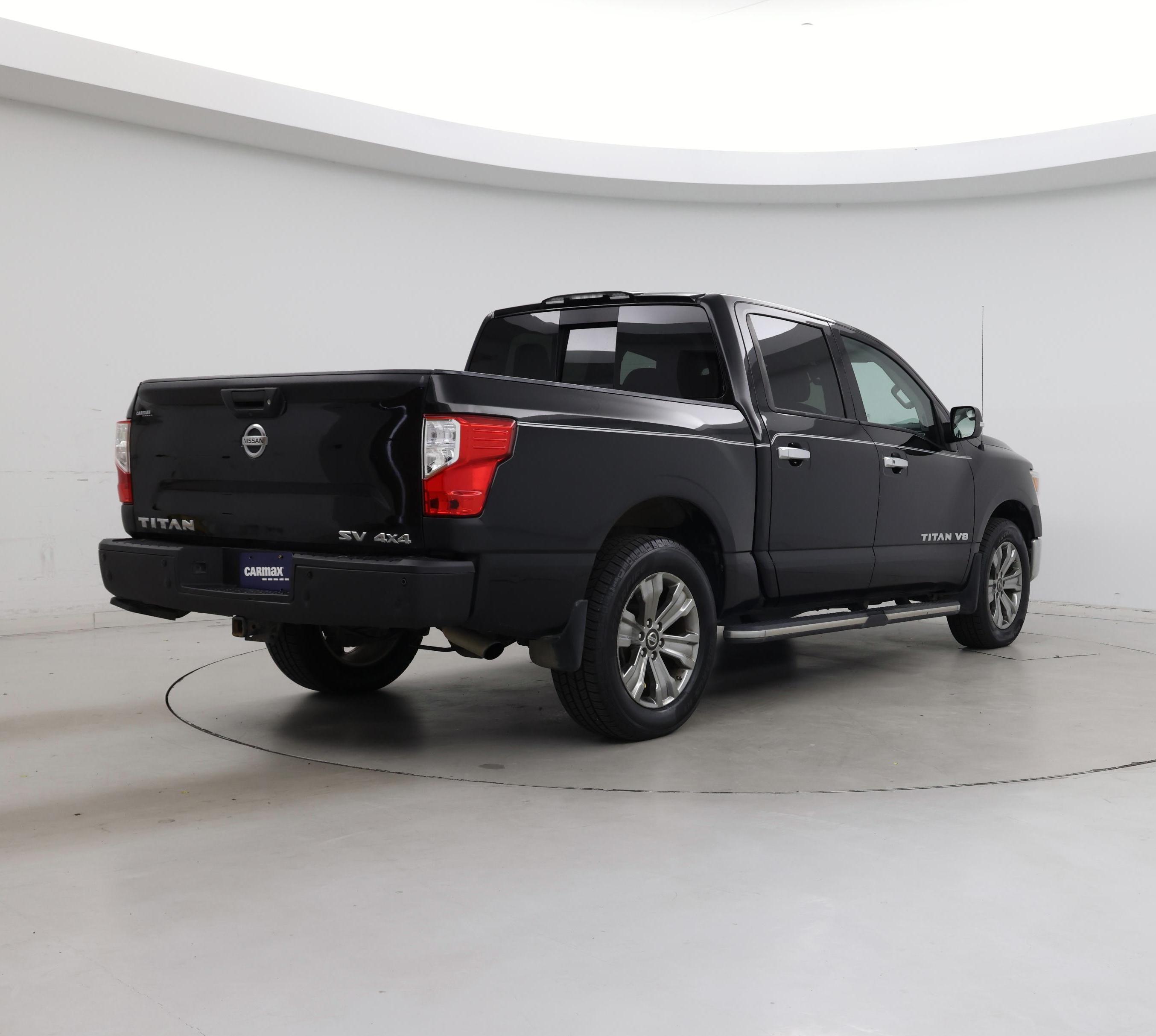 Thumbnail: 2019 Nissan Titan - 8