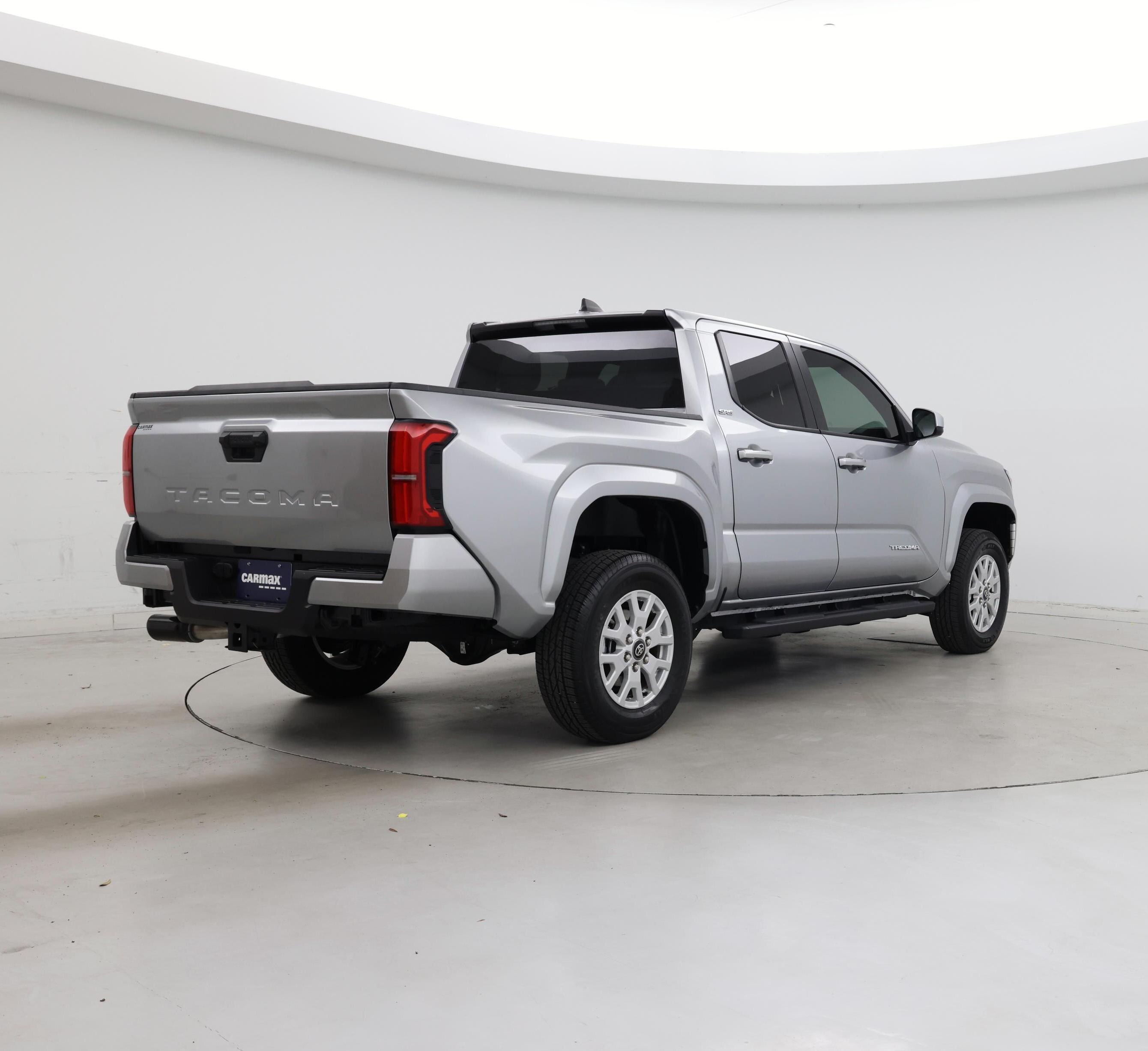 Thumbnail: 2024 Toyota Tacoma - 8