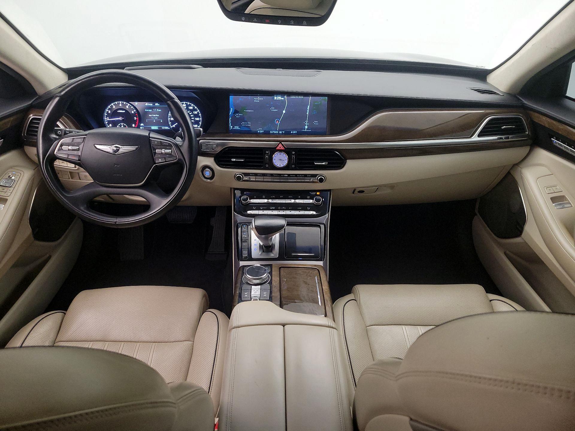 Thumbnail: 2017 Genesis G90 - 9