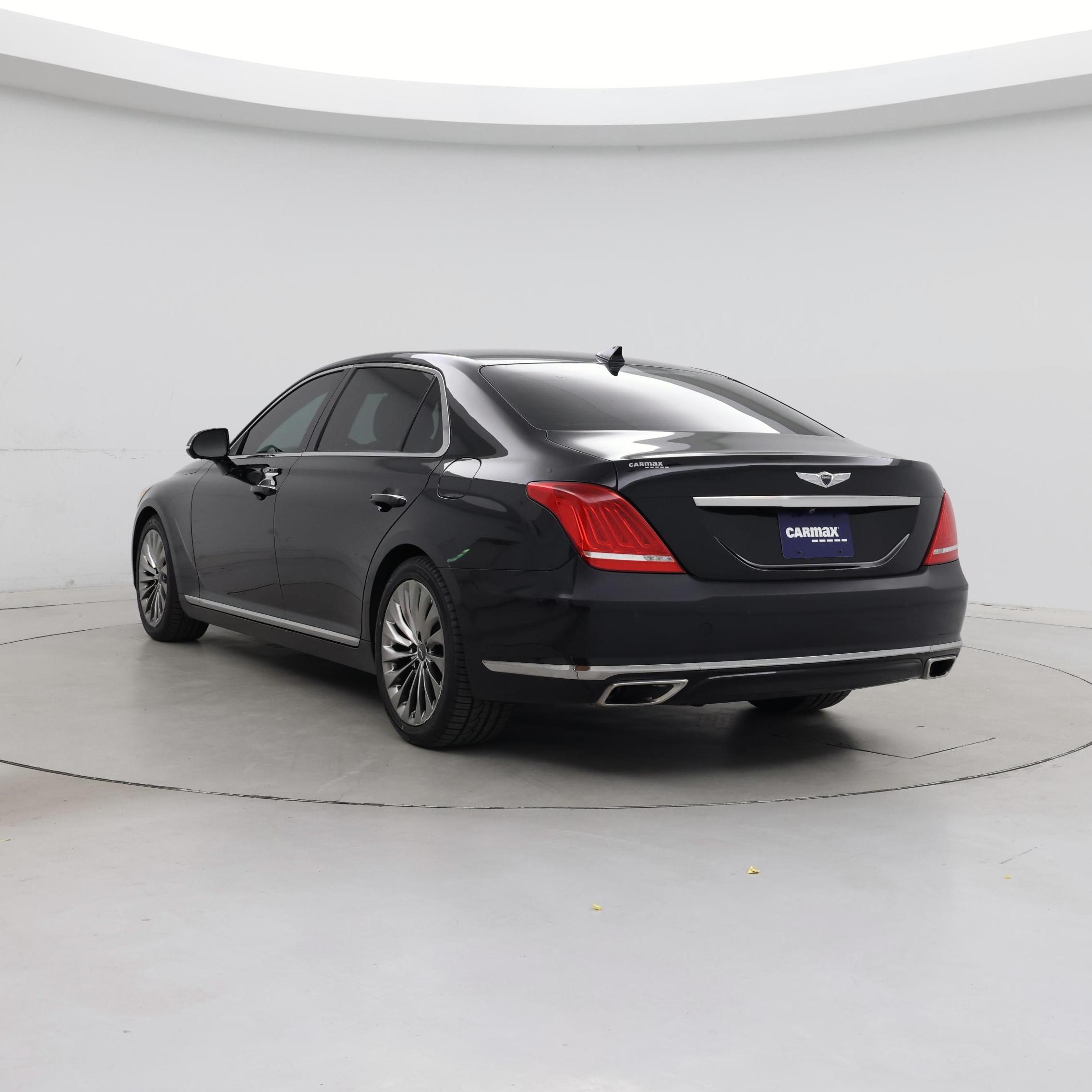 Thumbnail: 2017 Genesis G90 - 2