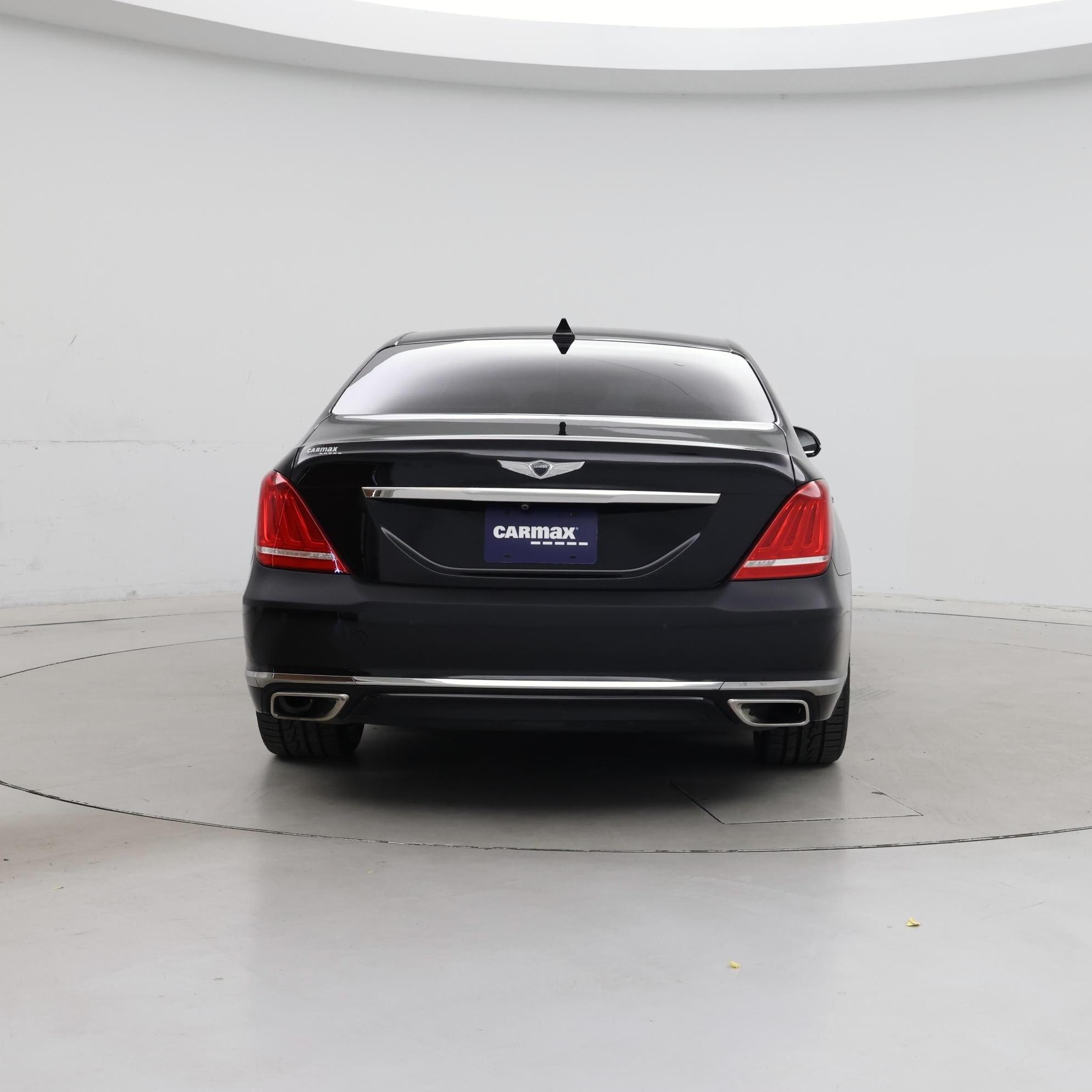 Thumbnail: 2017 Genesis G90 - 6