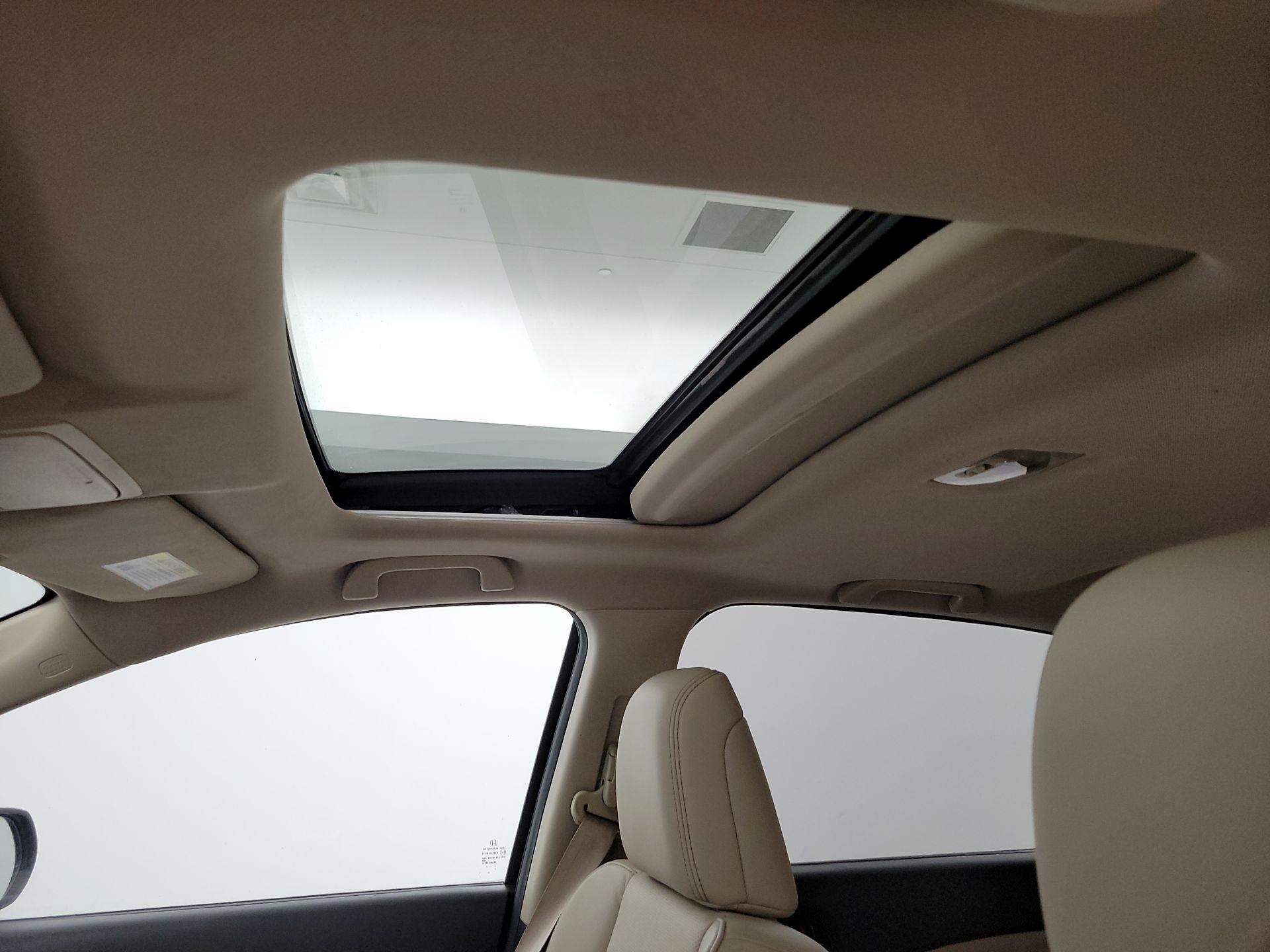 Thumbnail: 2015 Honda CR-V - 18