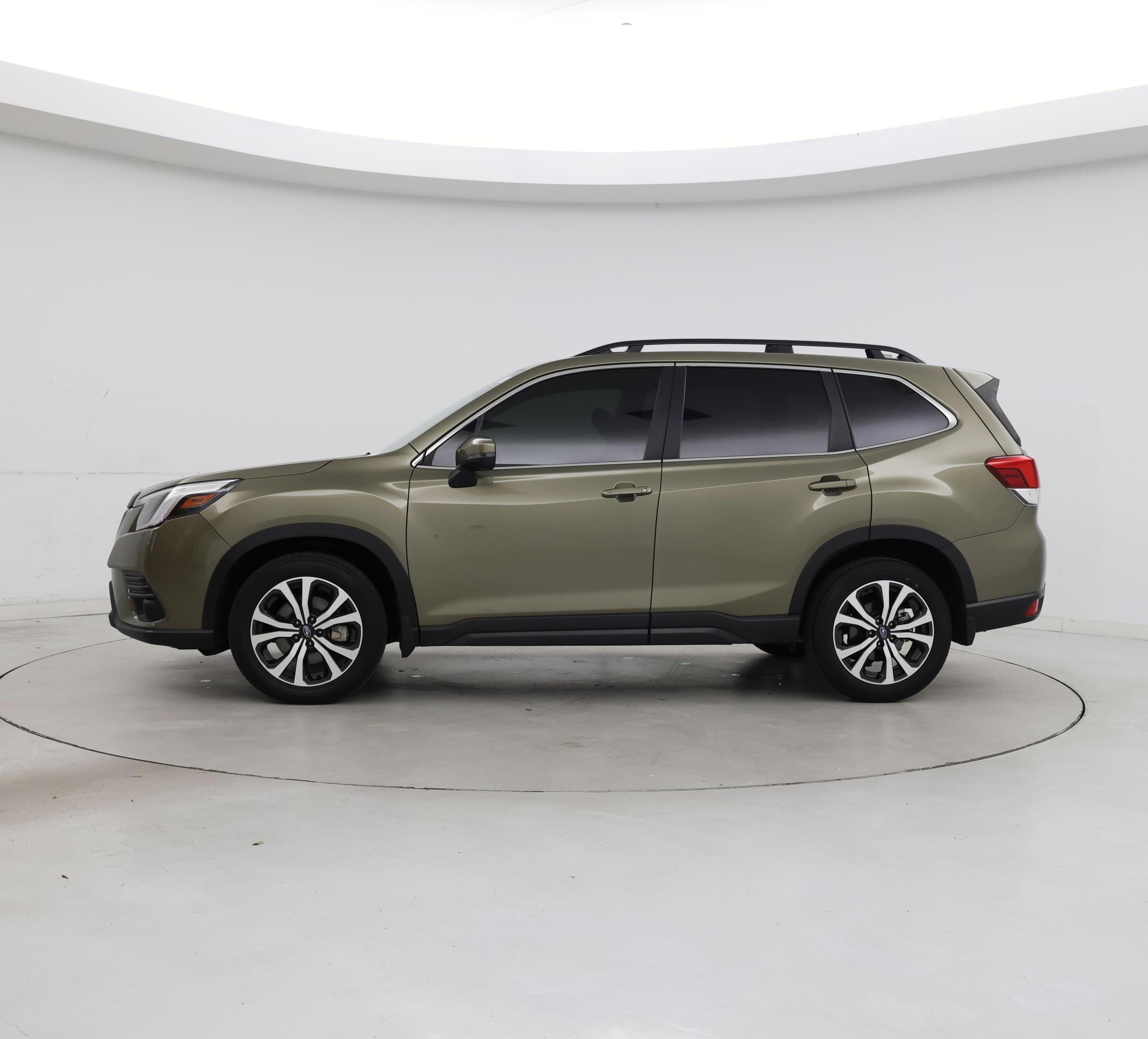 Thumbnail: 2022 Subaru Forester - 3