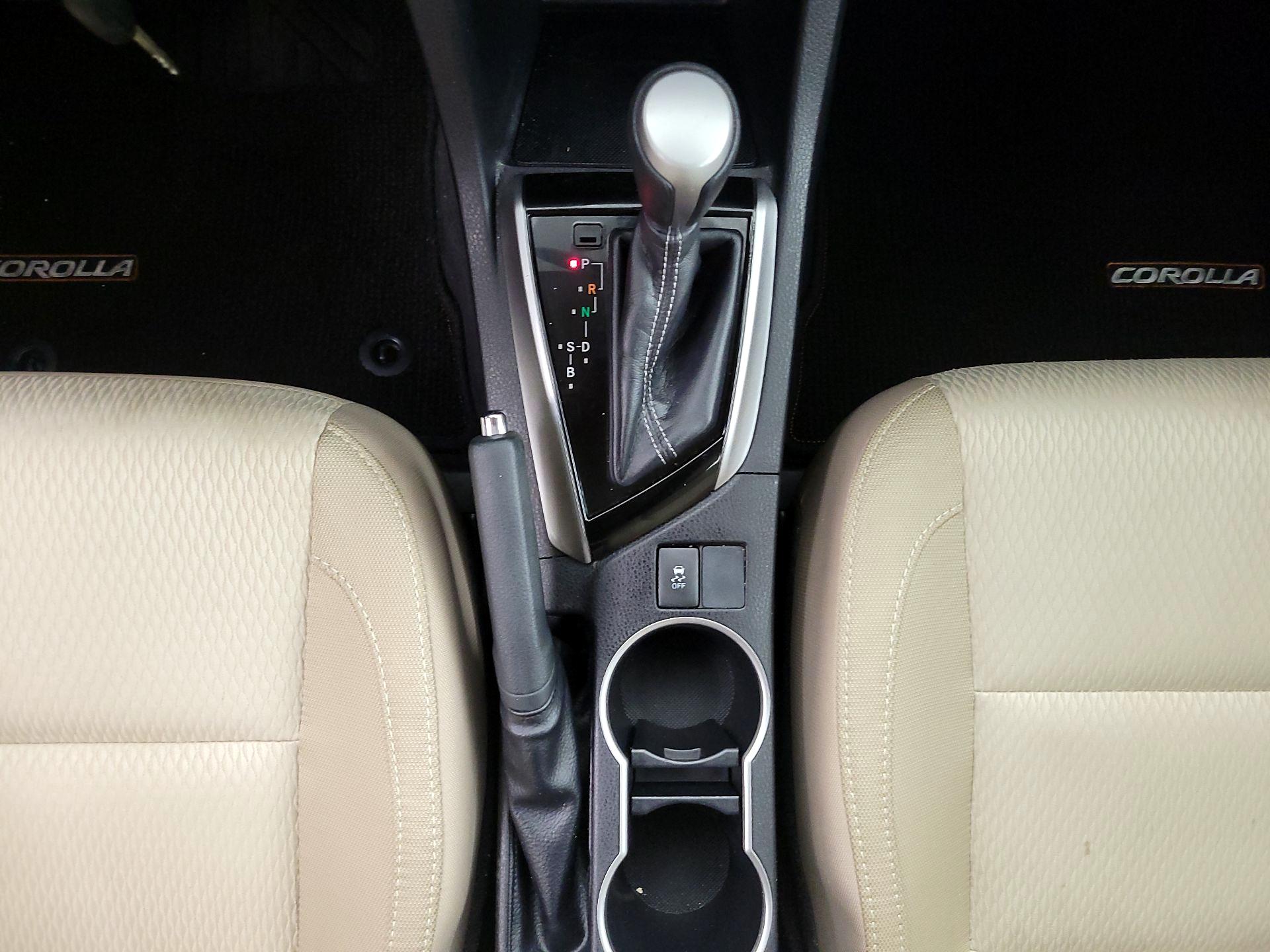 Thumbnail: 2016 Toyota Corolla - 17