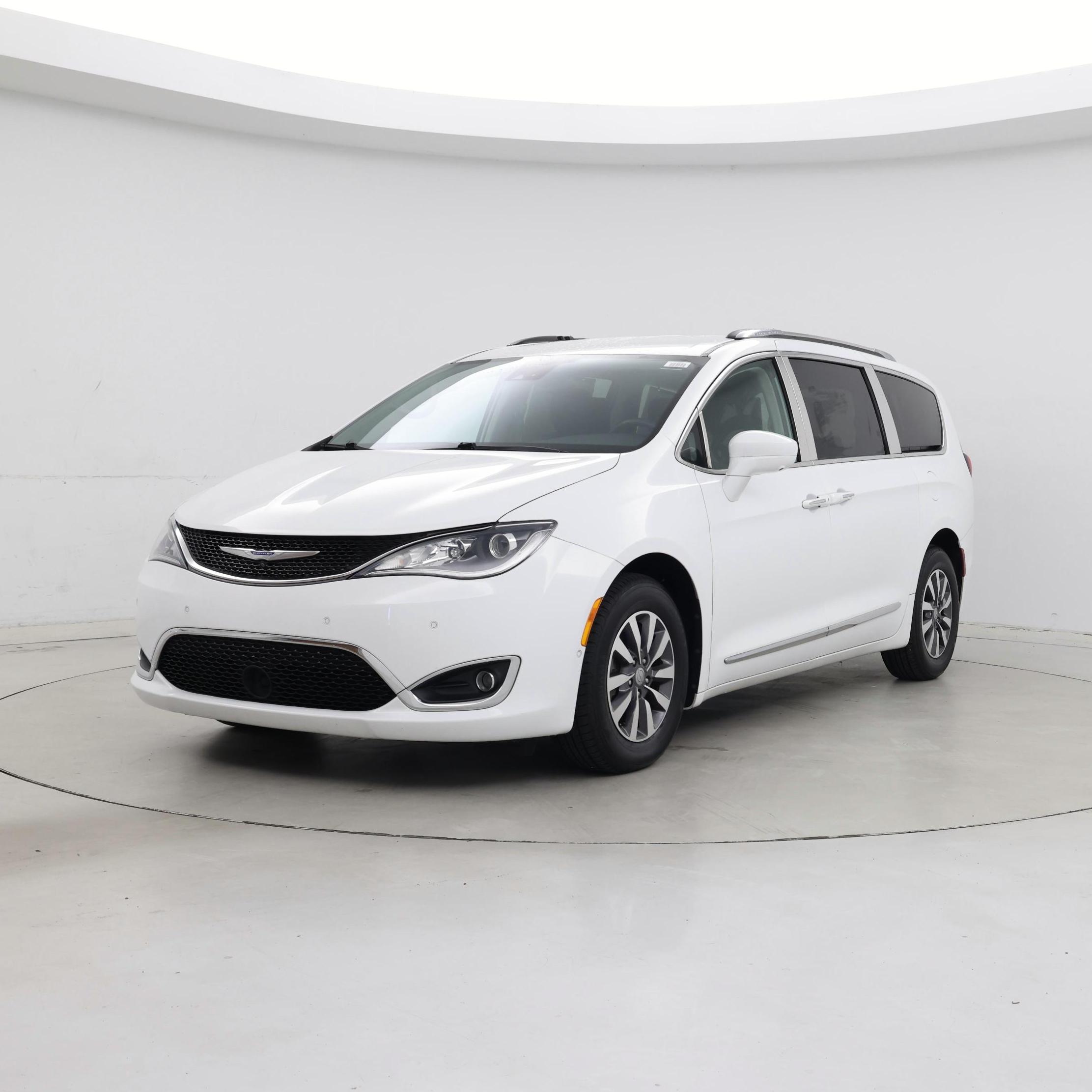 Thumbnail: 2020 Chrysler Pacifica - 4