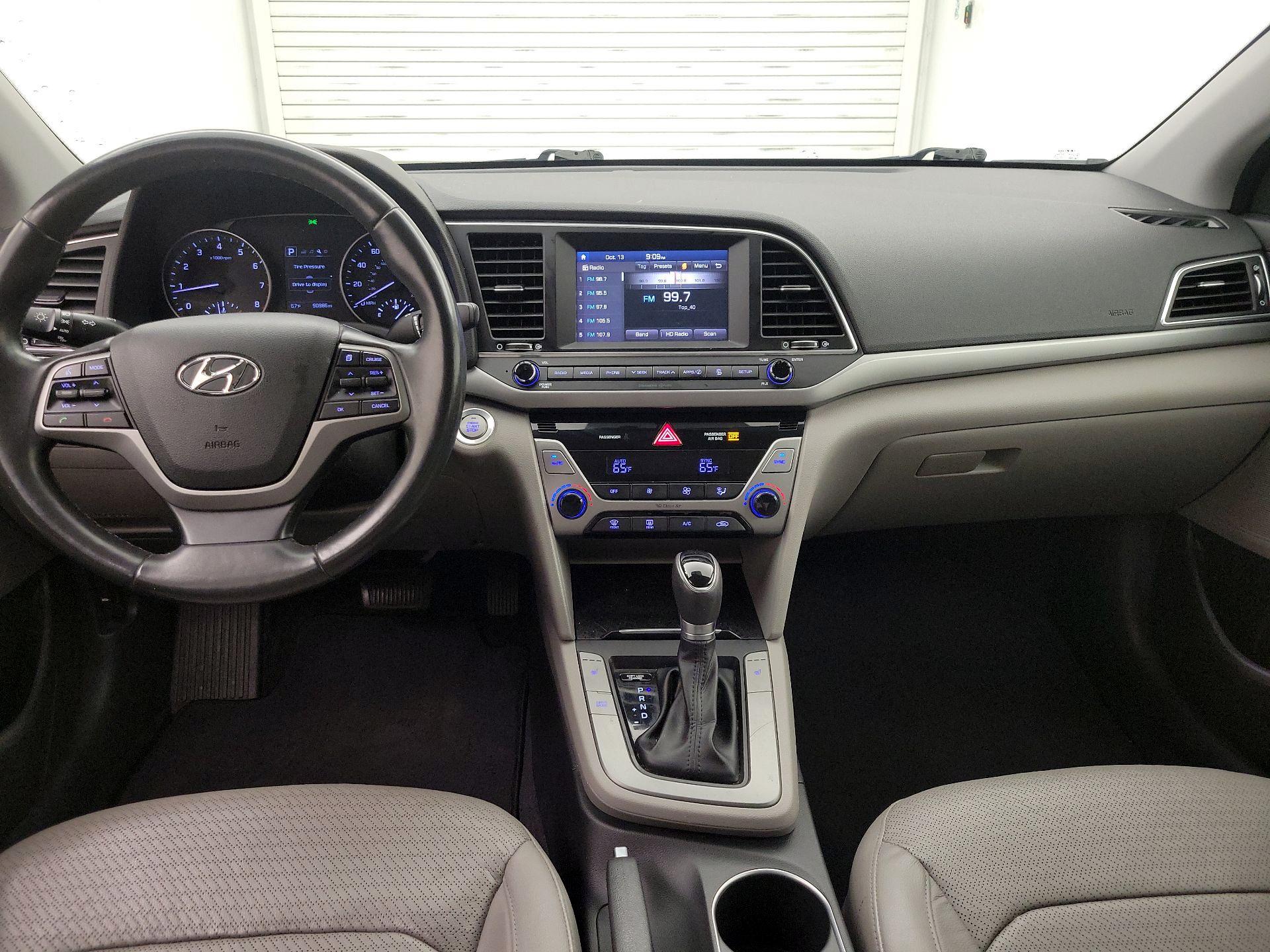 Thumbnail: 2017 Hyundai Elantra - 9