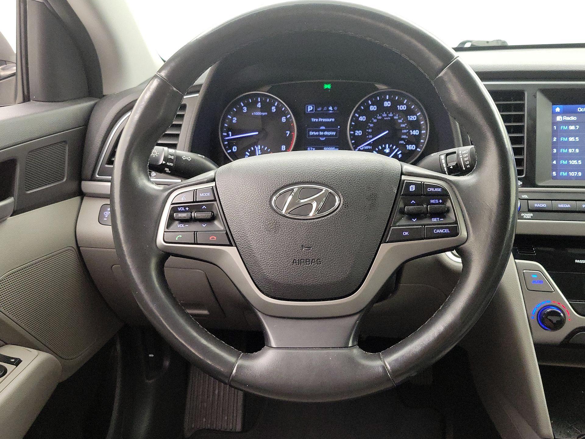 Thumbnail: 2017 Hyundai Elantra - 10