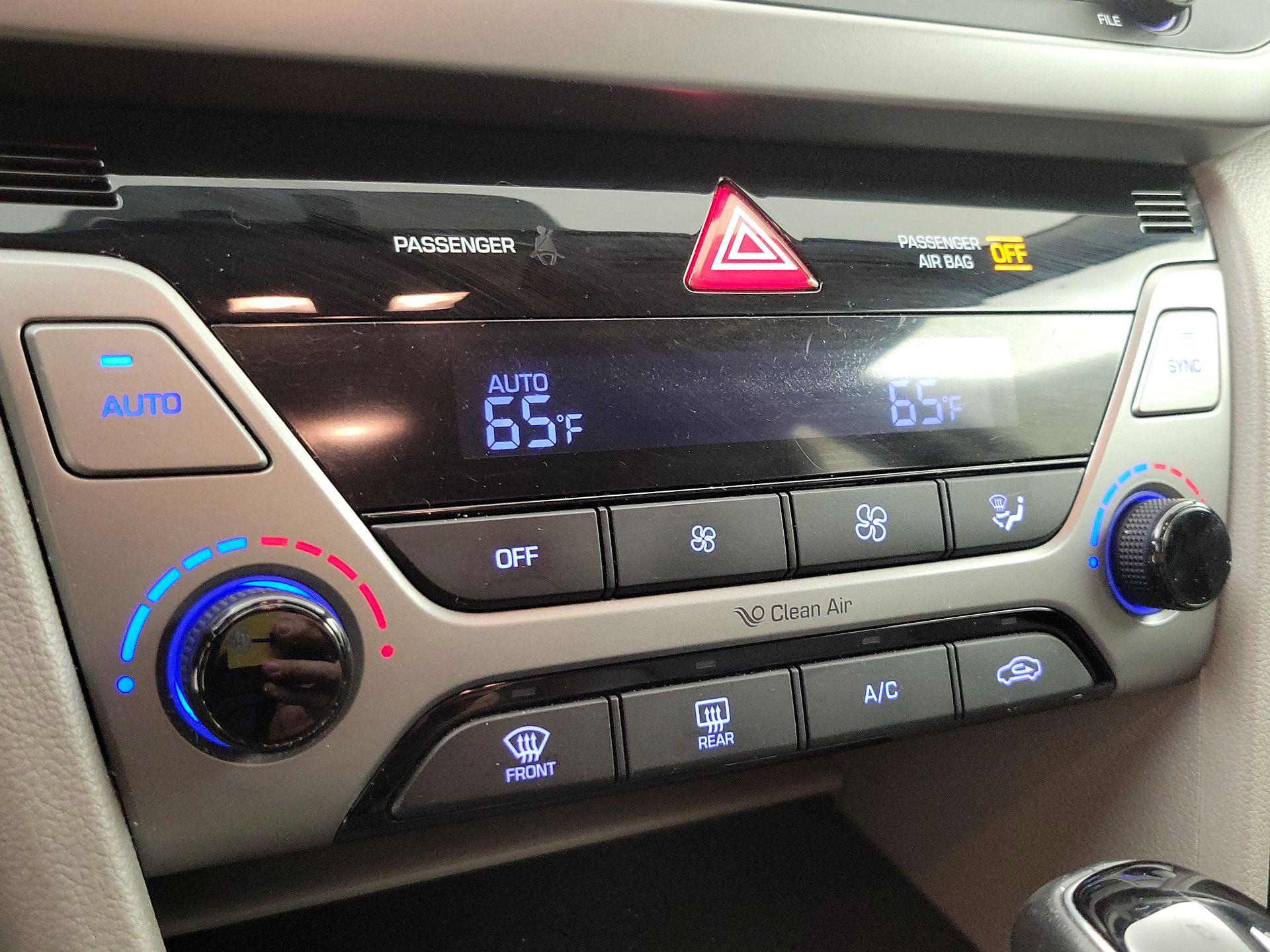 Thumbnail: 2017 Hyundai Elantra - 16