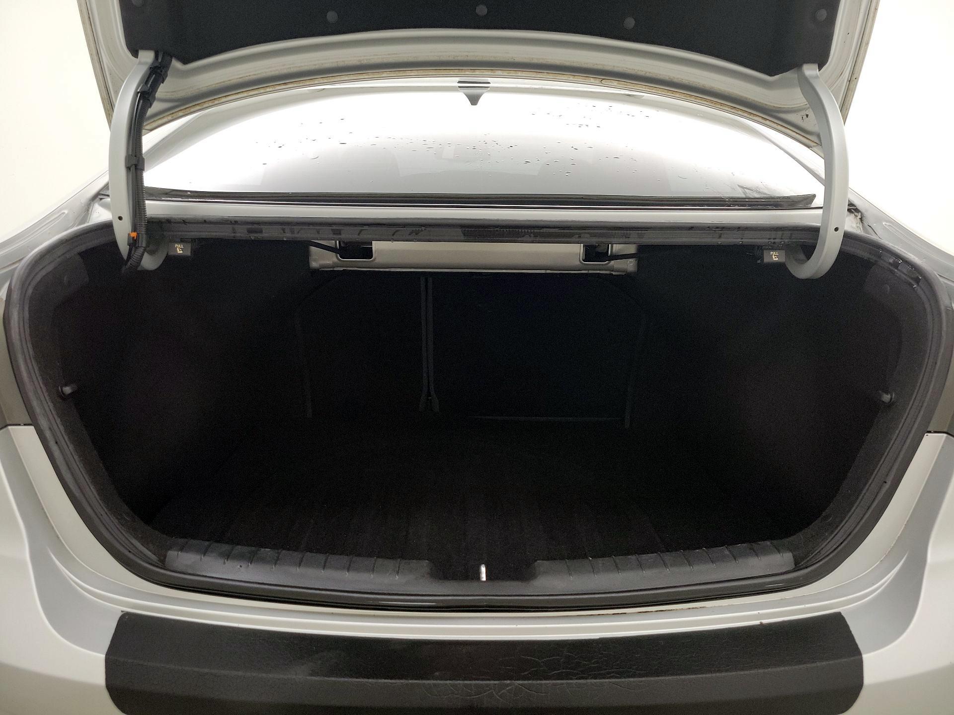 Thumbnail: 2017 Hyundai Elantra - 20