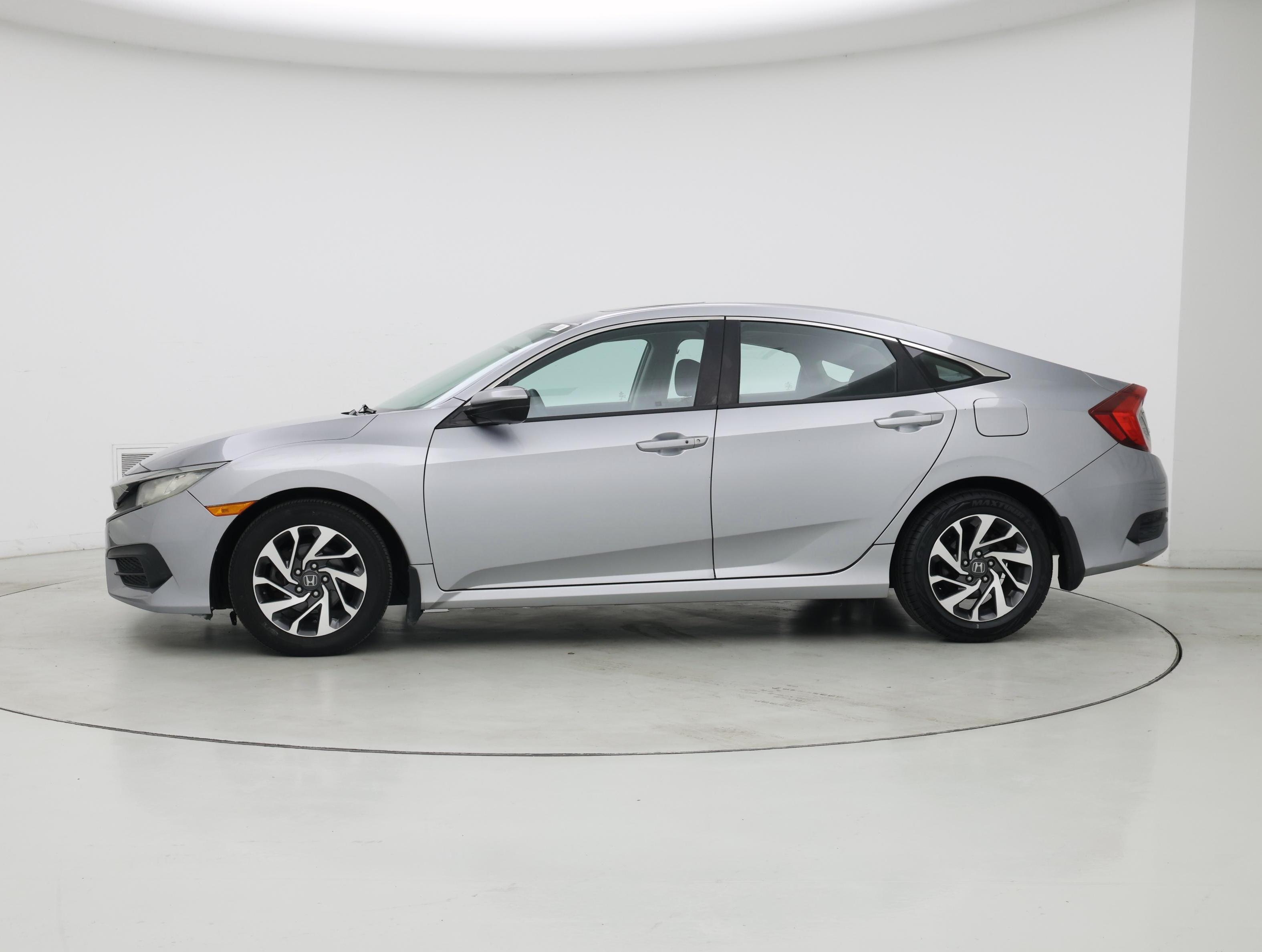 Thumbnail: 2016 Honda Civic - 3