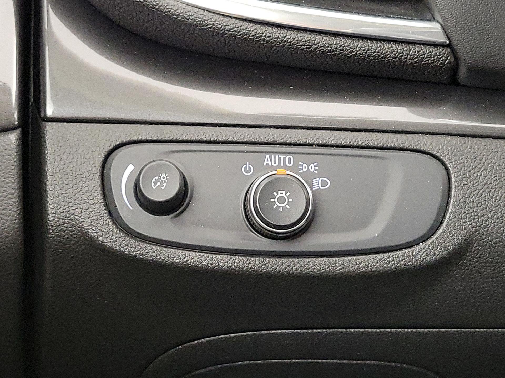 Thumbnail: 2019 Buick Encore - 13