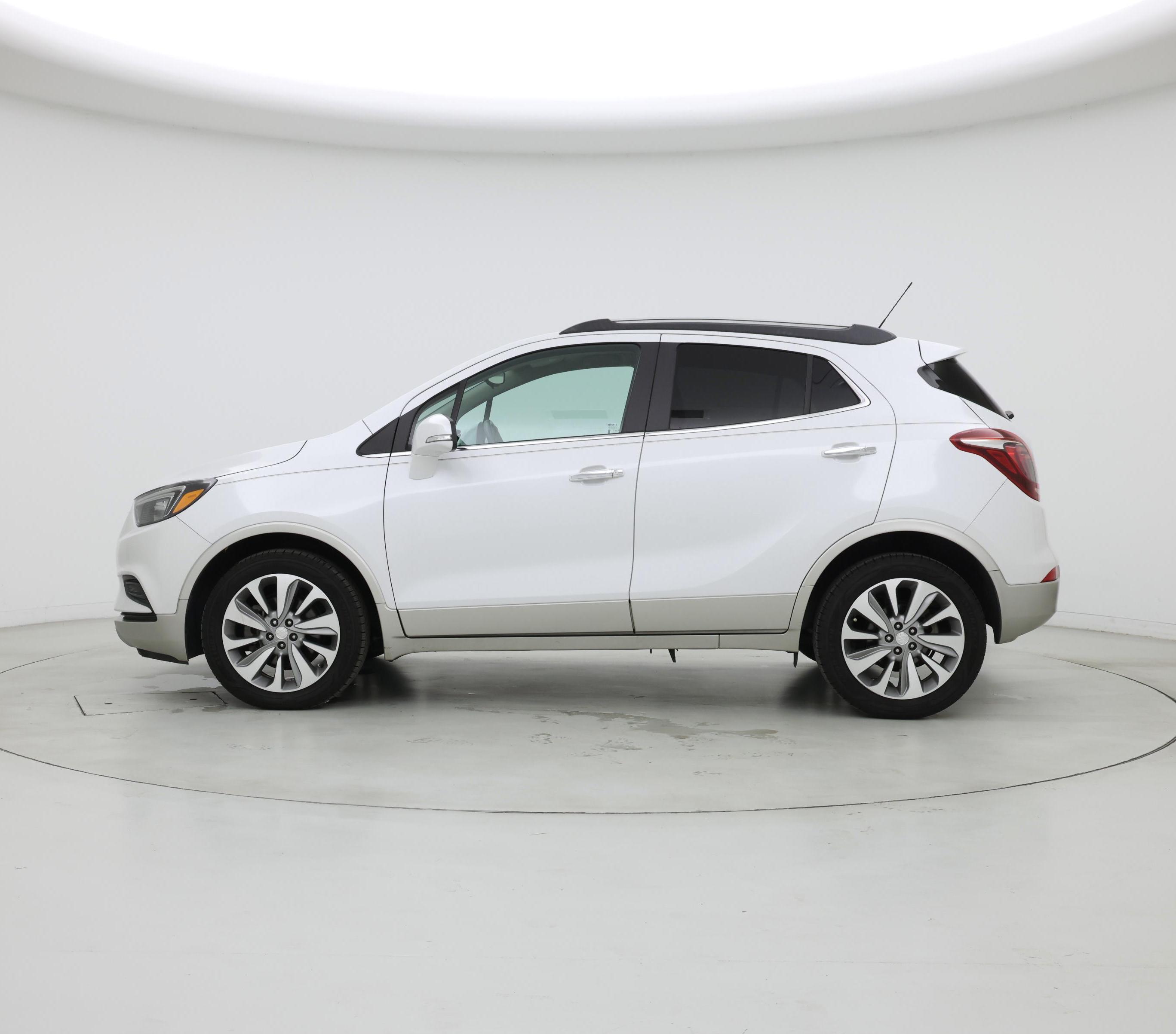 Thumbnail: 2019 Buick Encore - 3