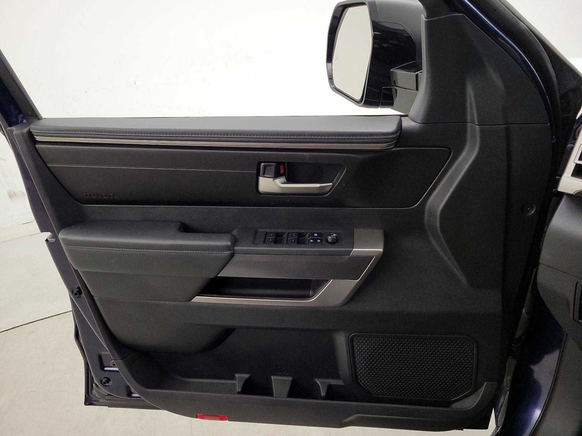 Thumbnail: 2022 Toyota Tundra - 12