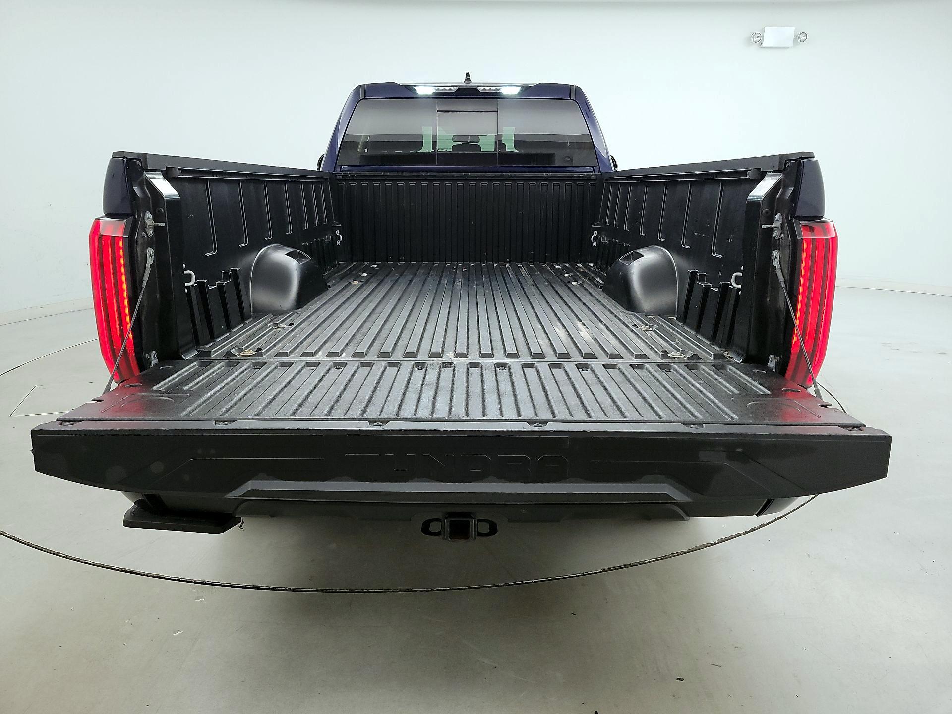 Thumbnail: 2022 Toyota Tundra - 20