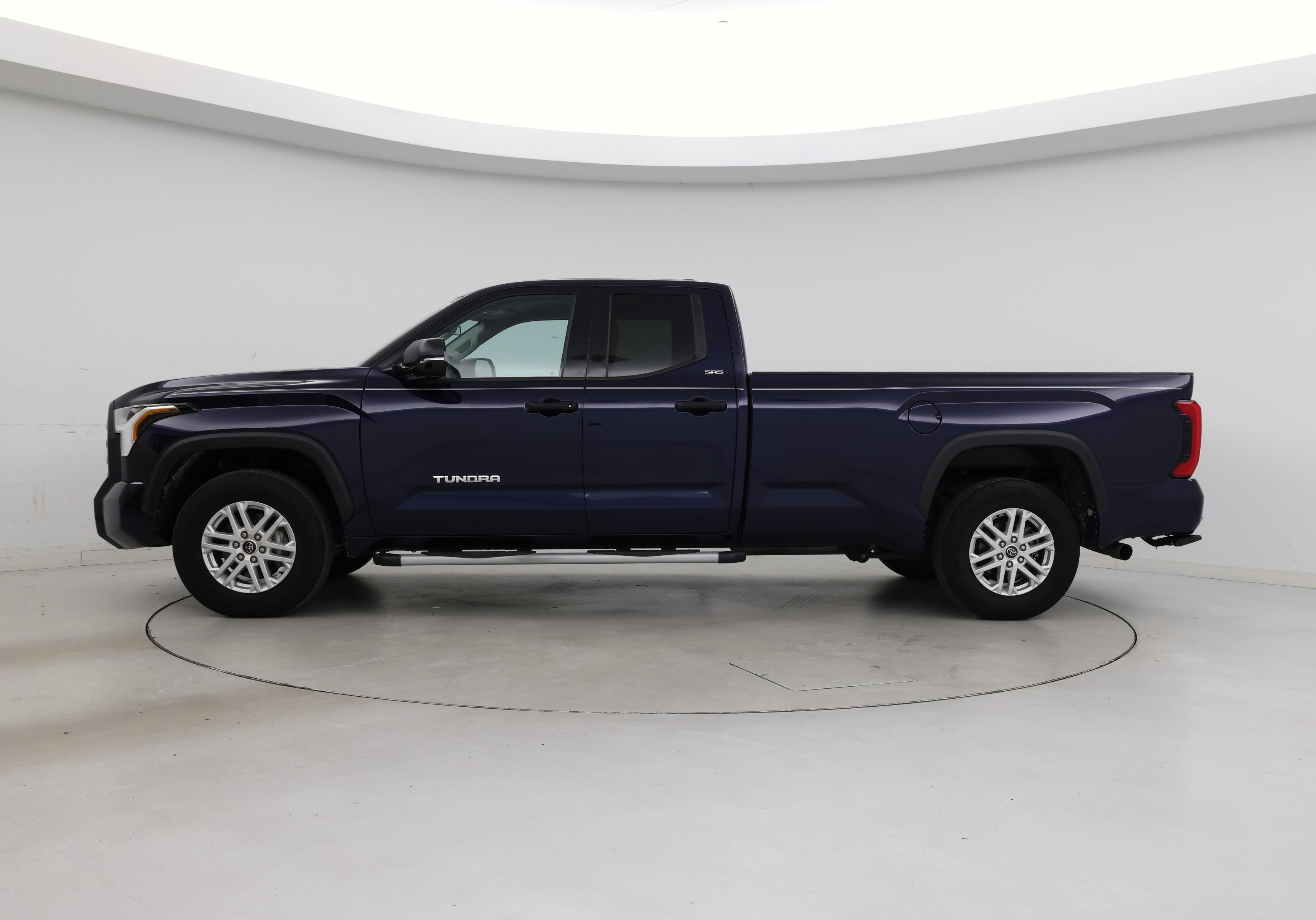 Thumbnail: 2022 Toyota Tundra - 3