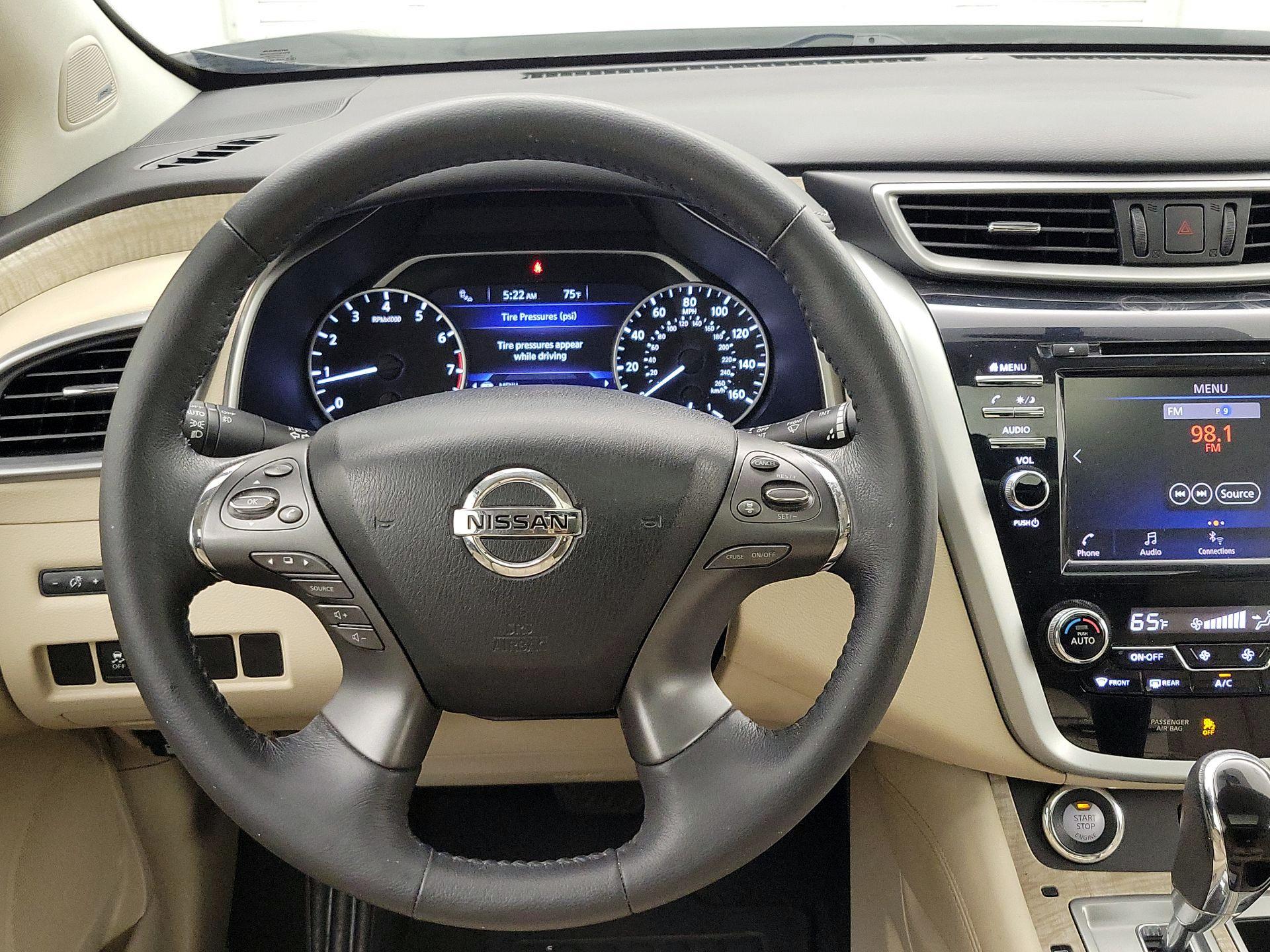 Thumbnail: 2019 Nissan Murano - 10