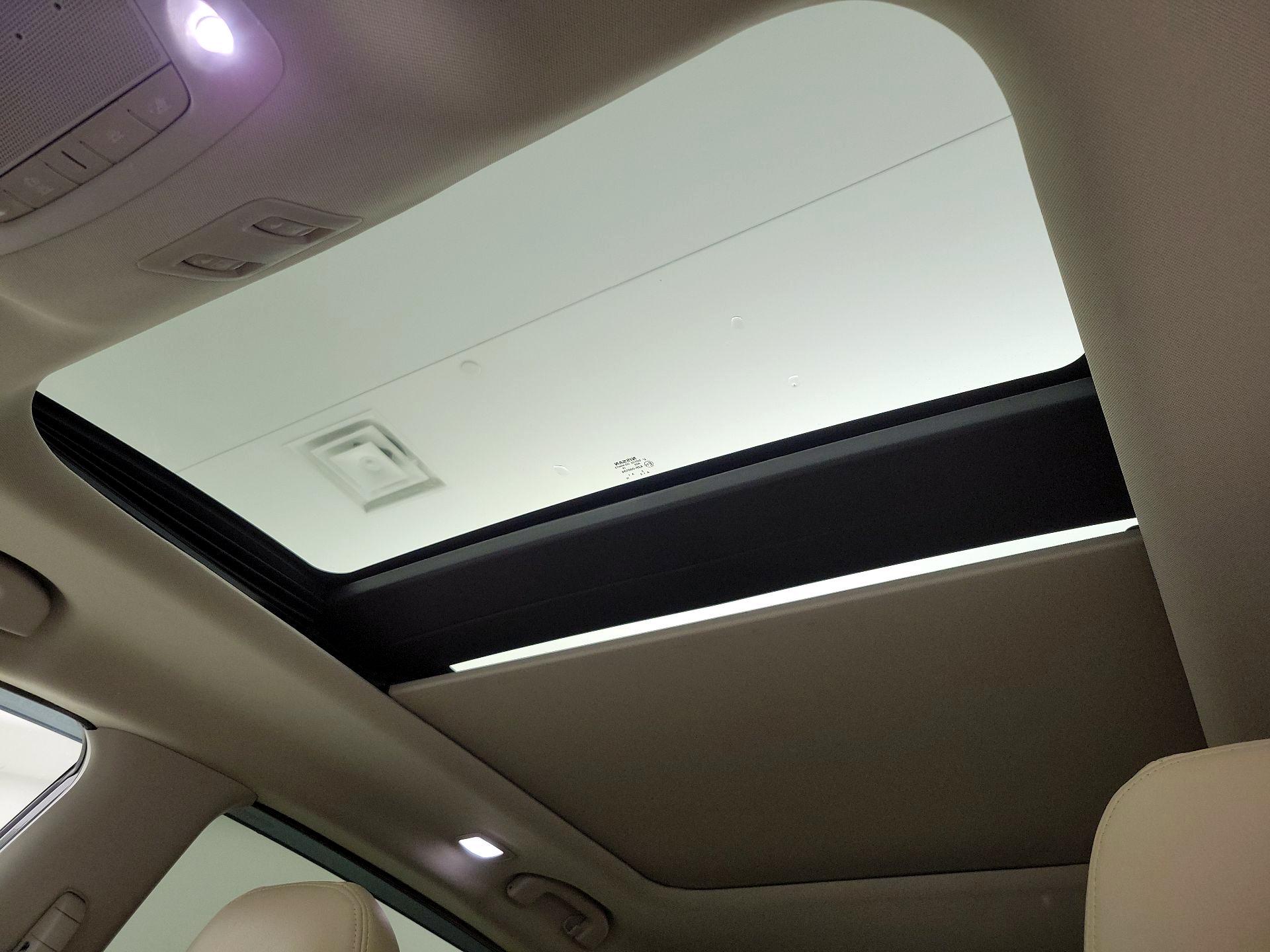 Thumbnail: 2019 Nissan Murano - 19