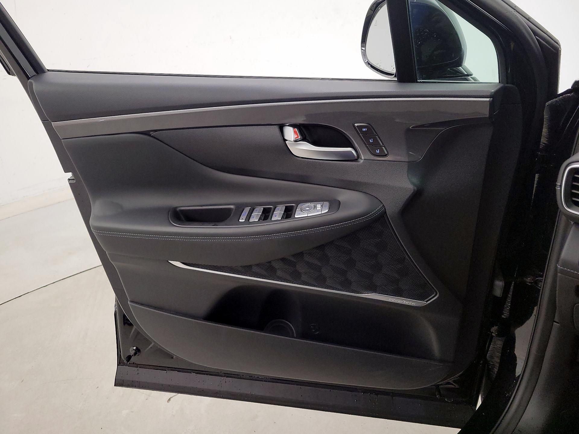 Thumbnail: 2021 Hyundai Santa Fe - 12