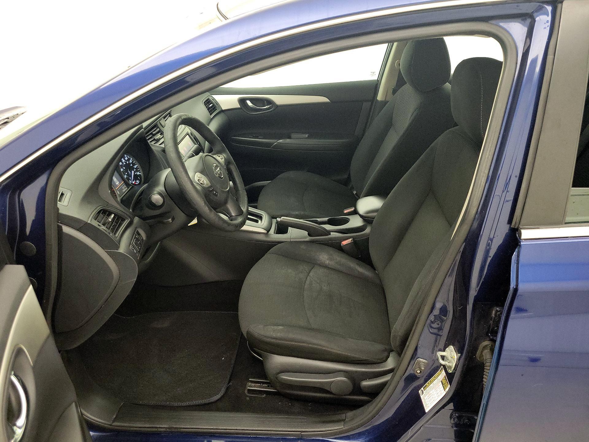 Thumbnail: 2019 Nissan Sentra - 11