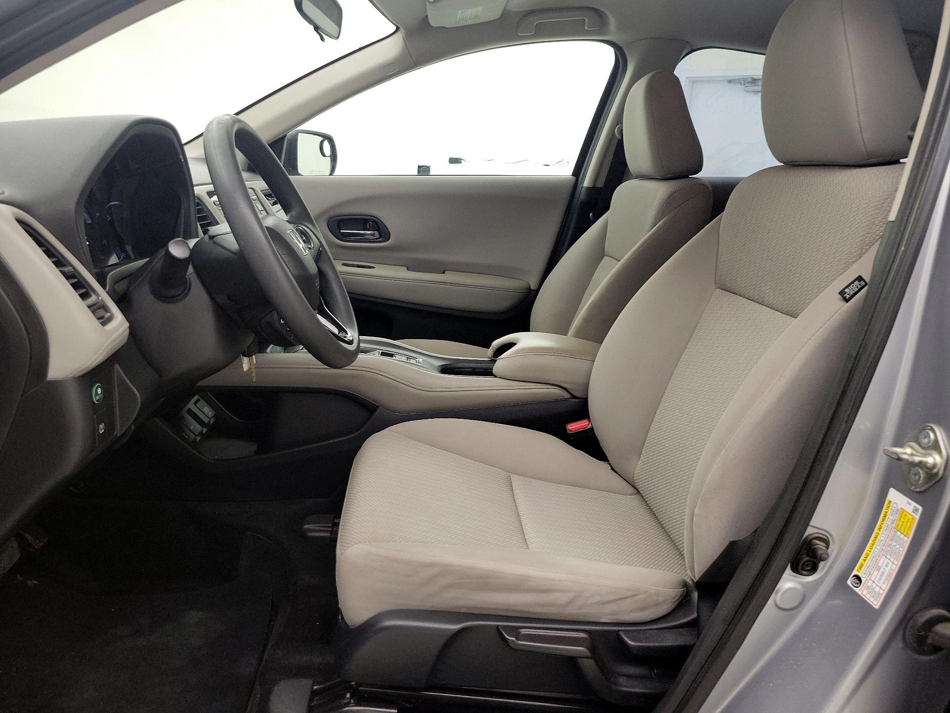 Thumbnail: 2017 Honda HR-V - 11