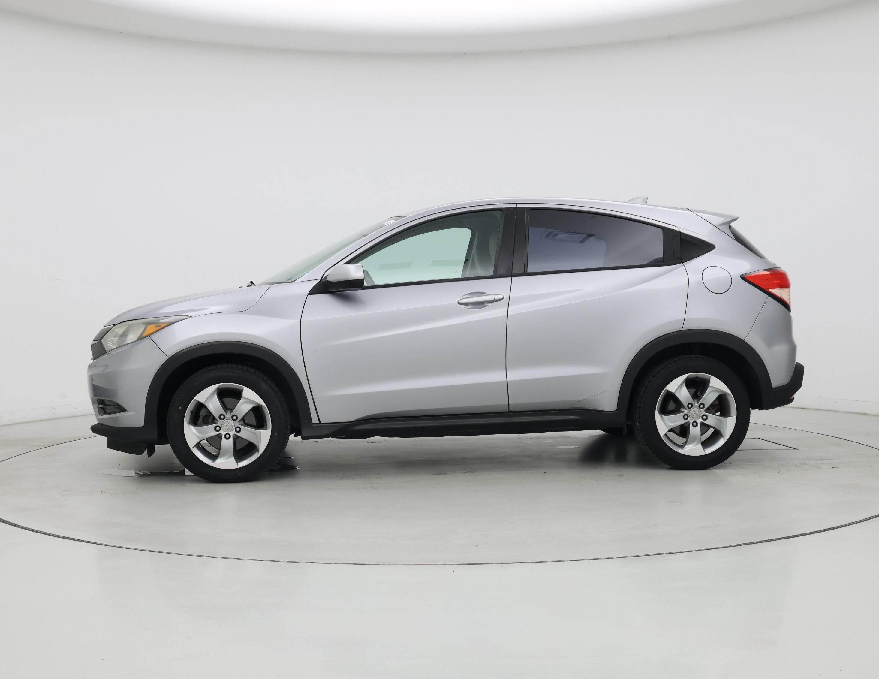 Thumbnail: 2017 Honda HR-V - 3